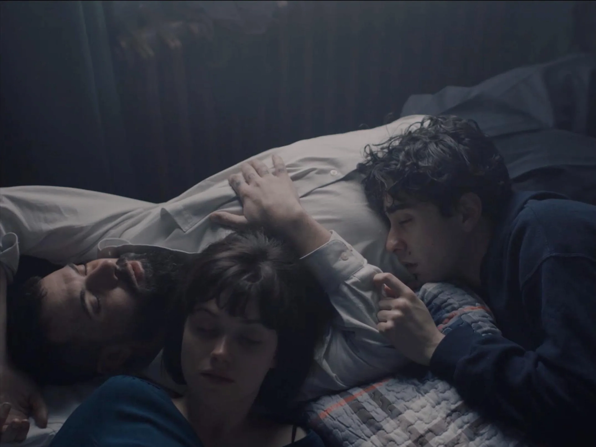 Imogen Poots, Alex Wolff, and Tom Cullen in Castle in the Ground (2019)