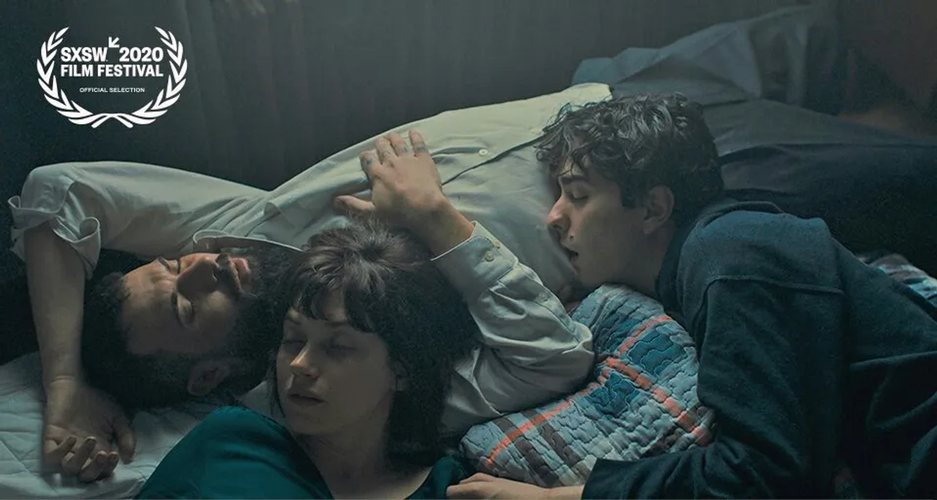 Imogen Poots and Alex Wolff in Castle in the Ground (2019)