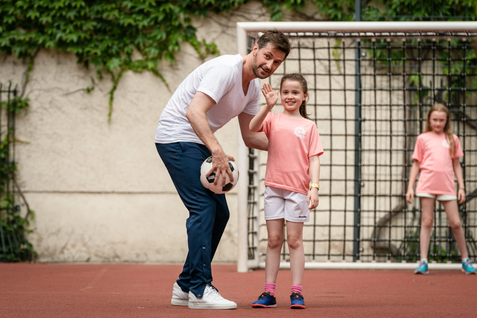 Richard Armitage and Sophia Ally in My Zoe (2019)