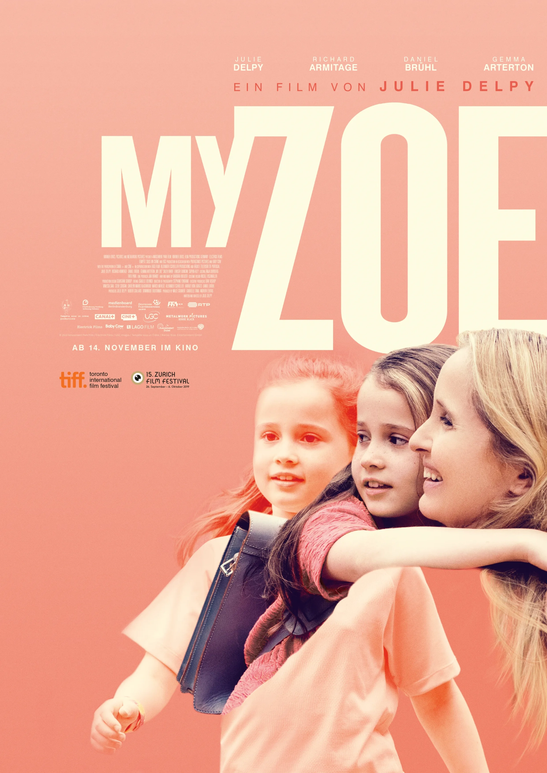 Julie Delpy and Sophia Ally in My Zoe (2019)