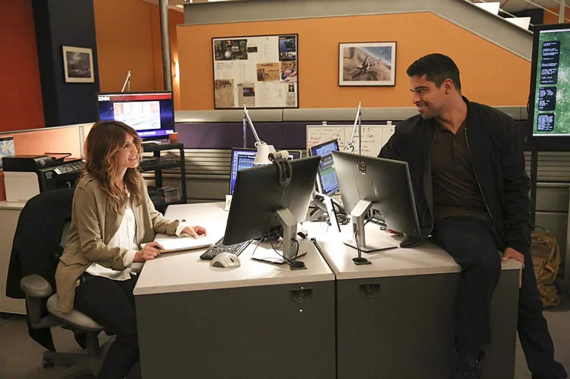 Wilmer Valderrama and Jennifer Esposito in NCIS (2003)