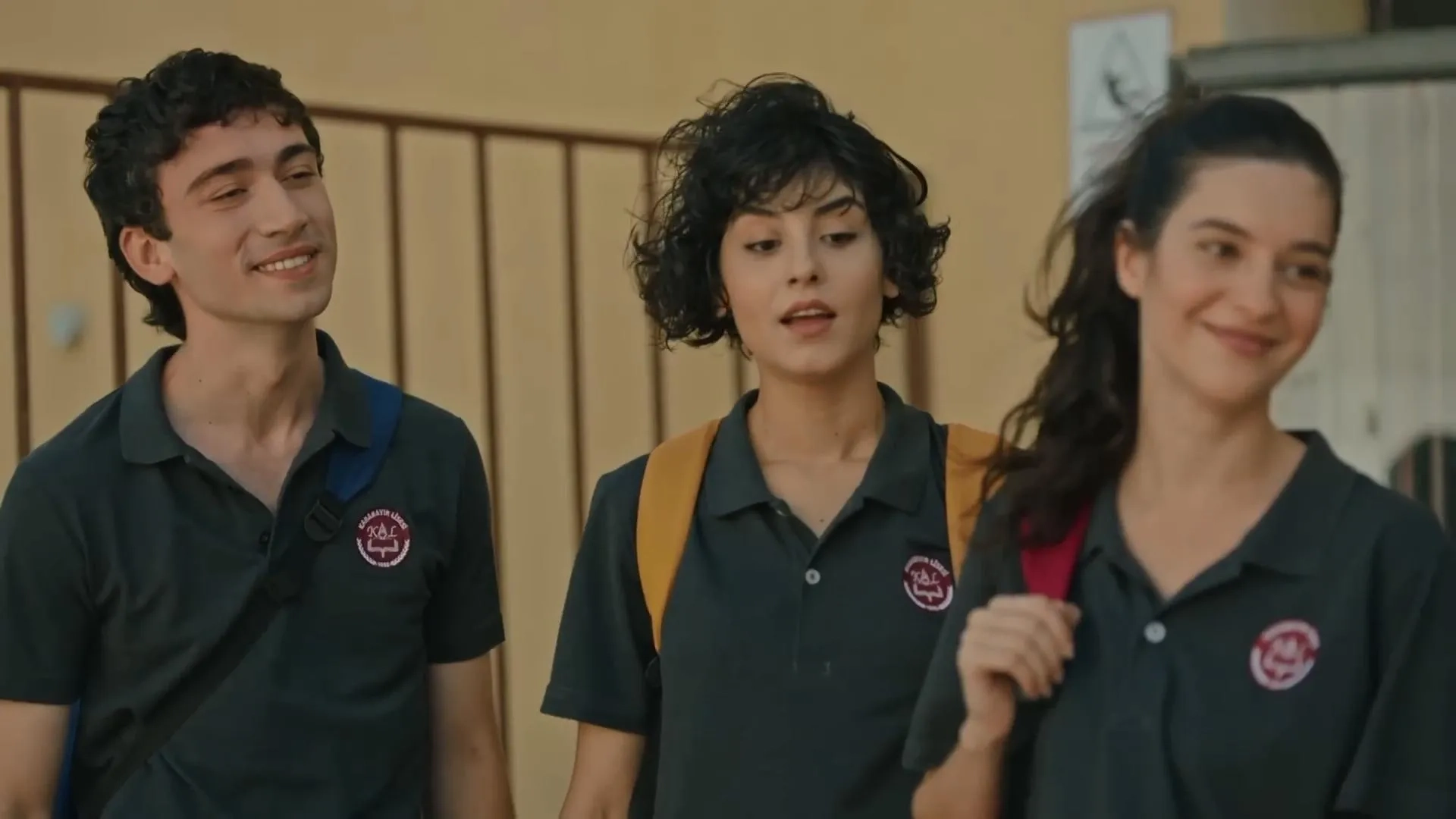 Rojbin Erden, Onur Özer, and Sanem Babi in Let Life Come as It Knows (2022)