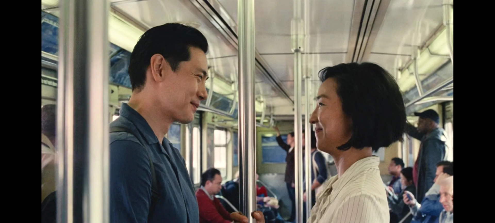 Teo Yoo and Greta Lee in Past Lives (2023)