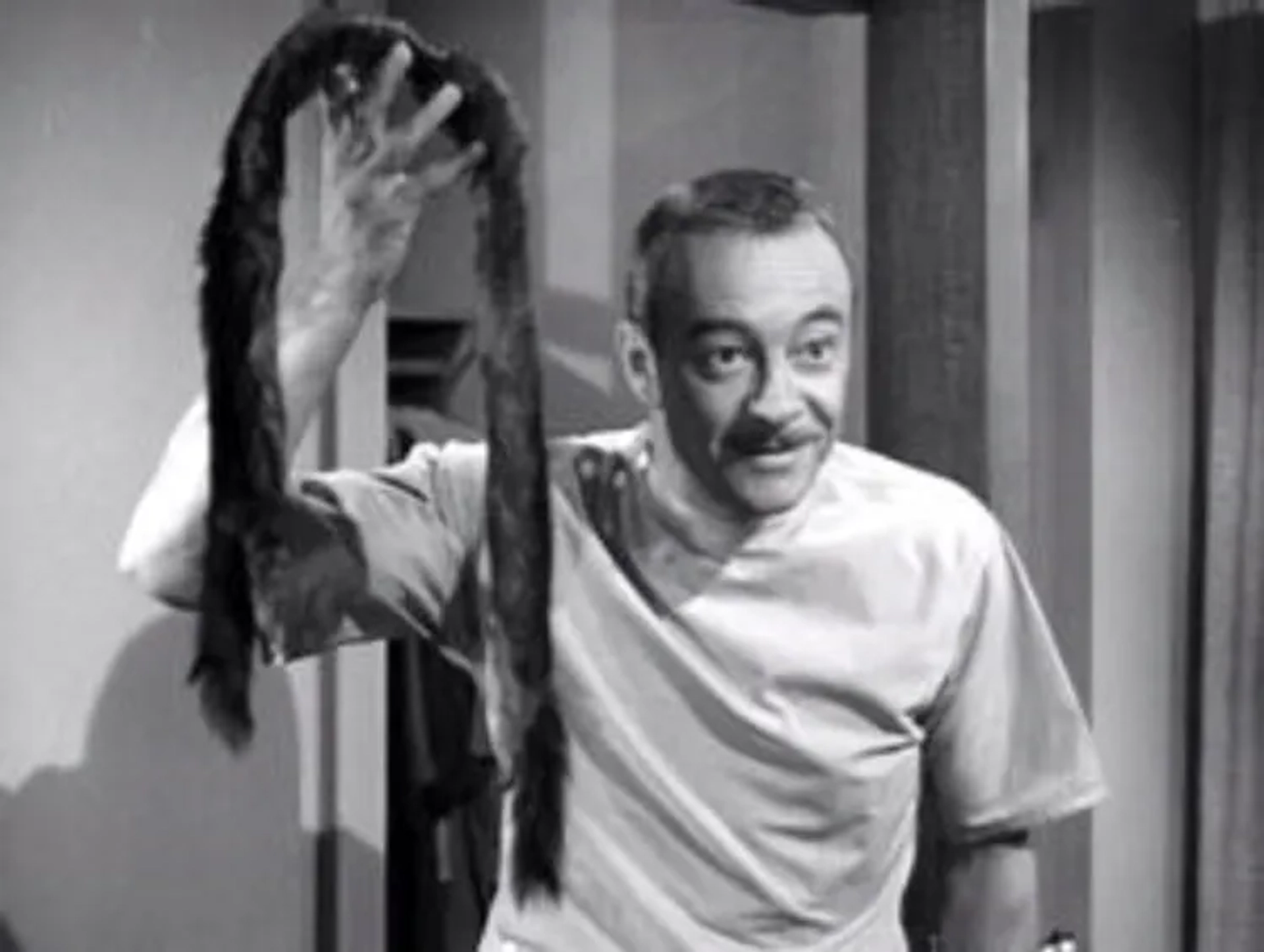 Les Tremayne in Alfred Hitchcock Presents (1955)