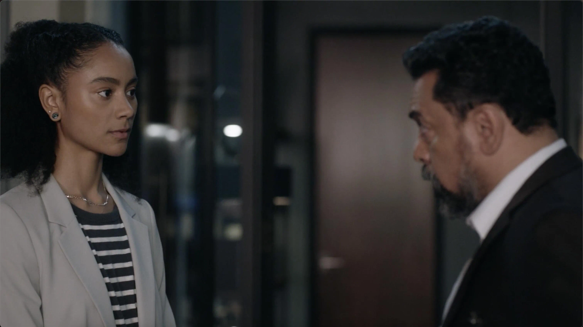 Felix Solis and Michelle Núñez in The Rookie: Feds (2022)