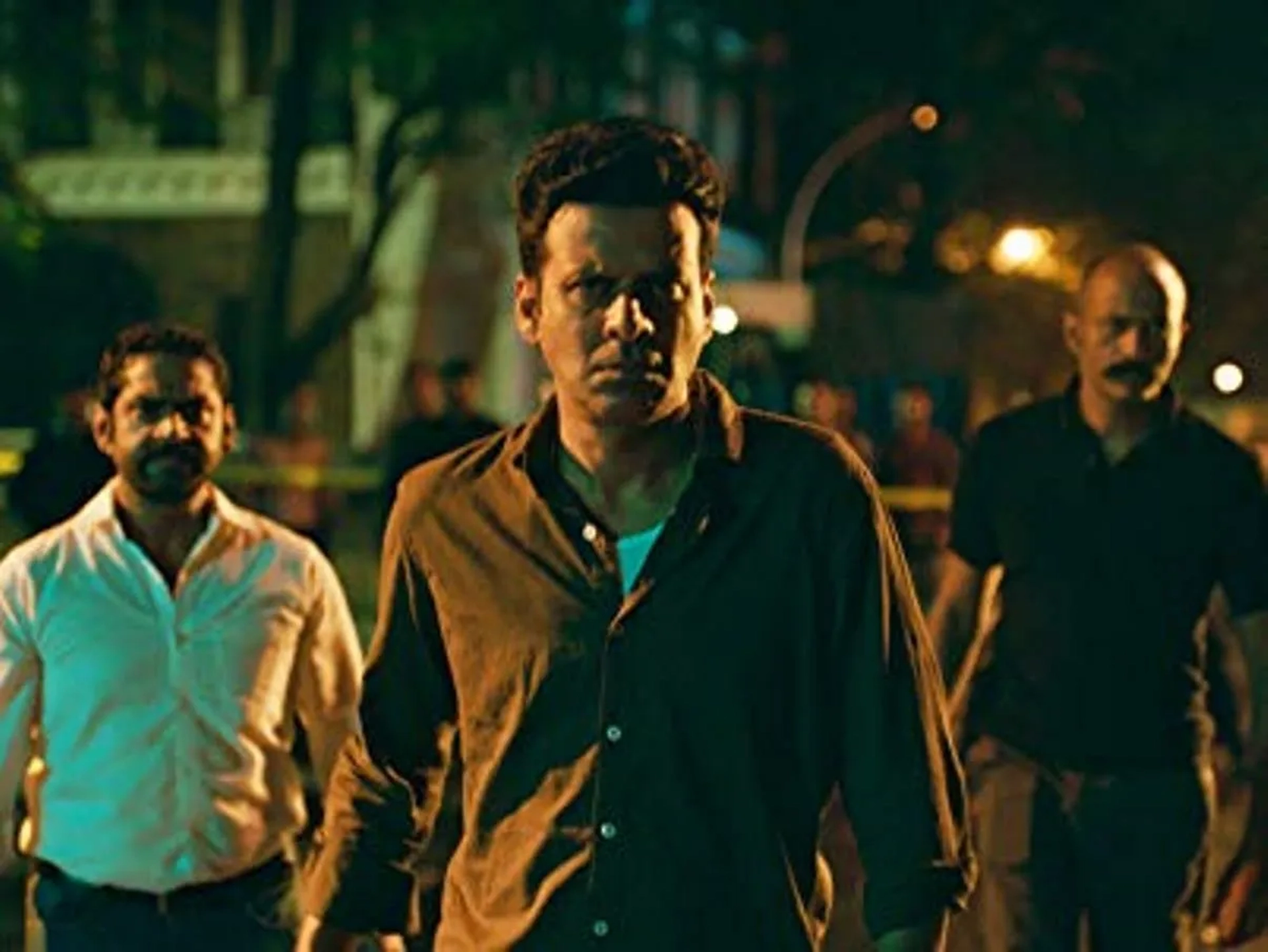 Manoj Bajpayee, Kishore Kumar G., and Sharib Hashmi in The Family Man (2019)