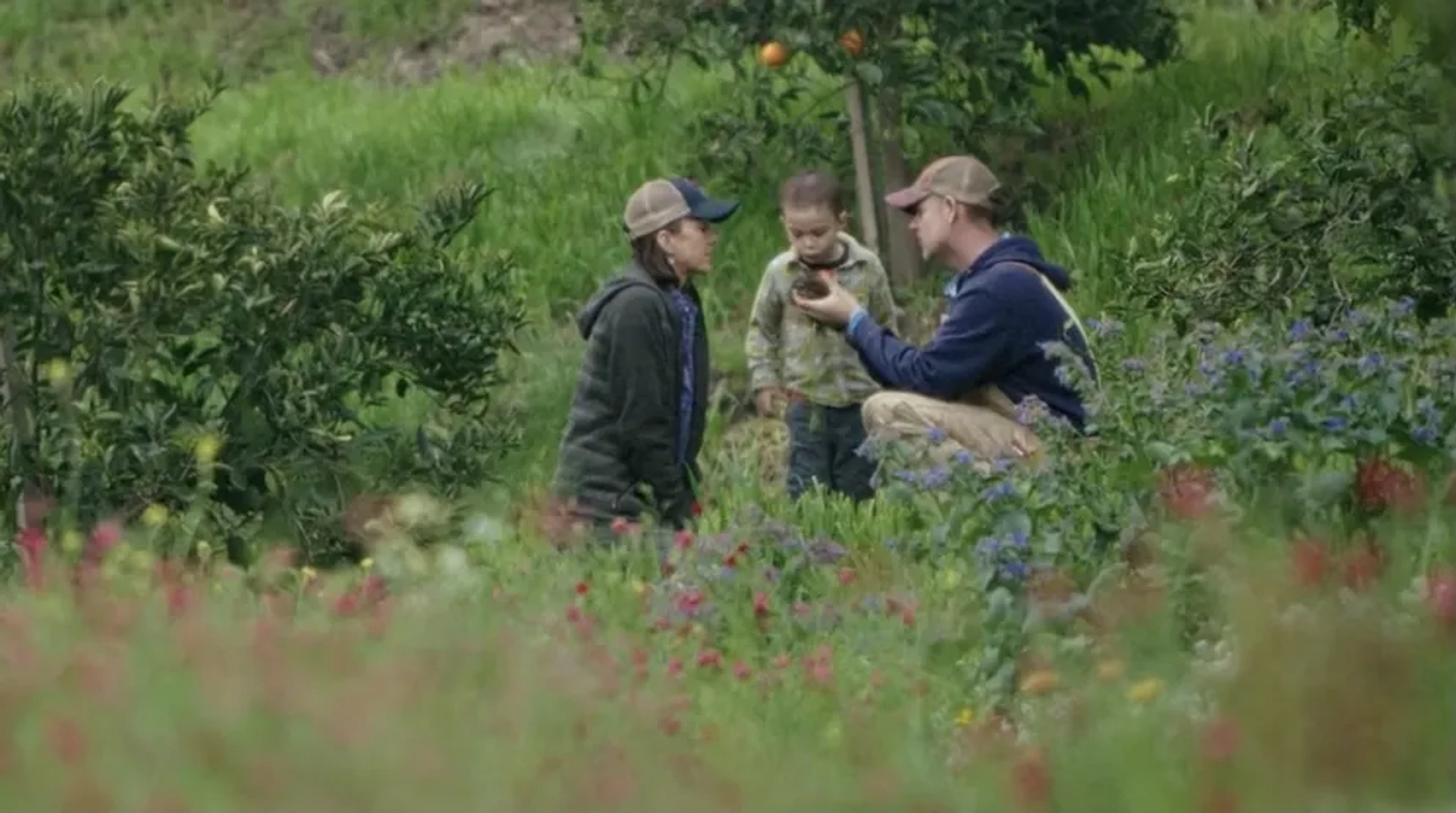 Molly Chester, Beauden Chester, and John Chester in The Biggest Little Farm (2018)