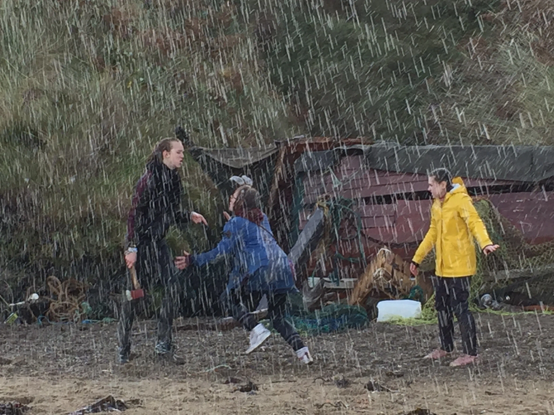 Rory Jackson, Sydney Wade, and Madison Wolfe in I Kill Giants (2017)