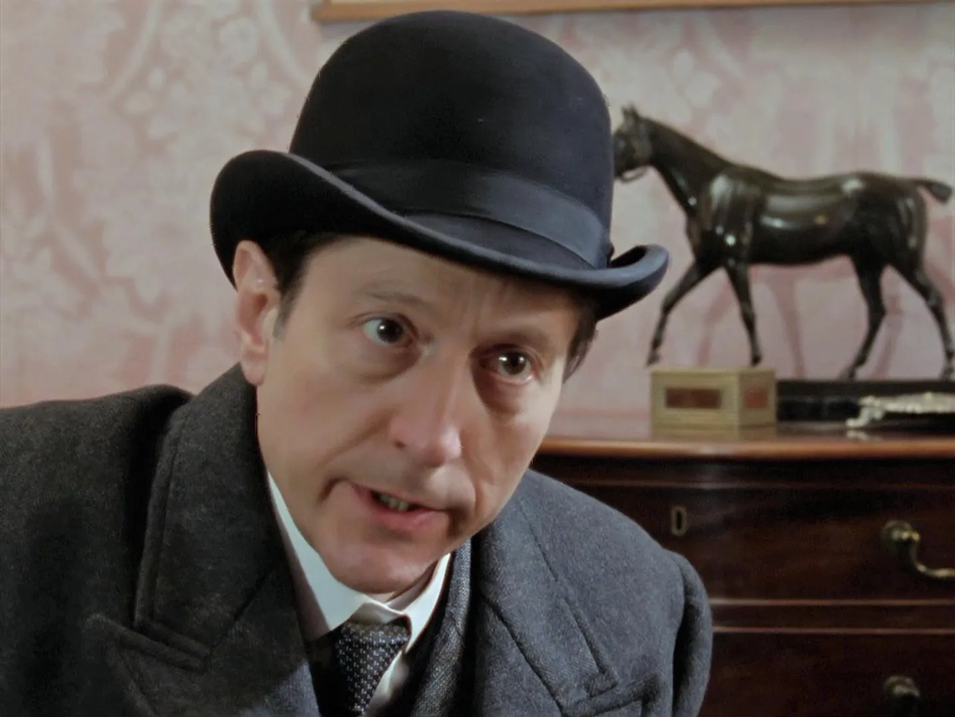 Colin Jeavons in The Return of Sherlock Holmes (1986)