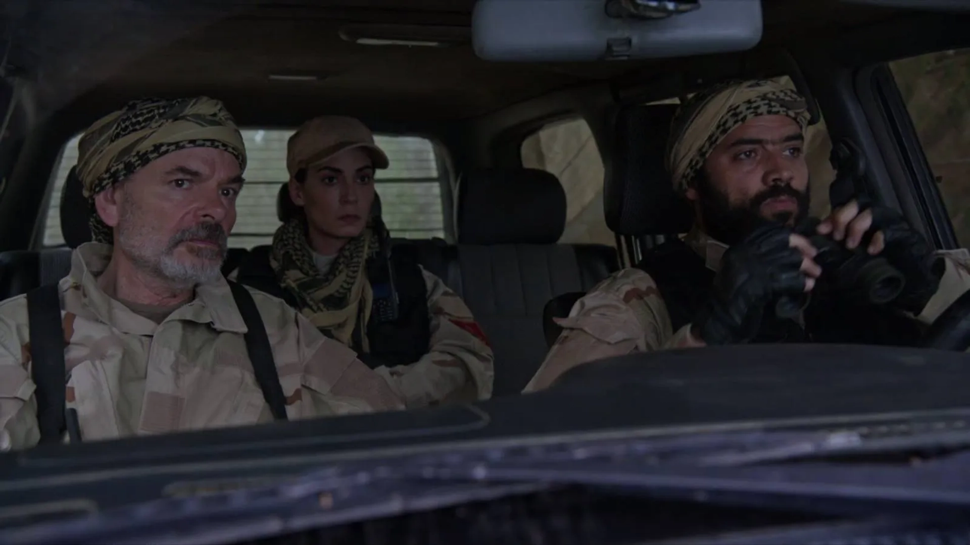 Jean-Pierre Darroussin, Melisa Sözen, and Elie Haddad in The Bureau (2015)