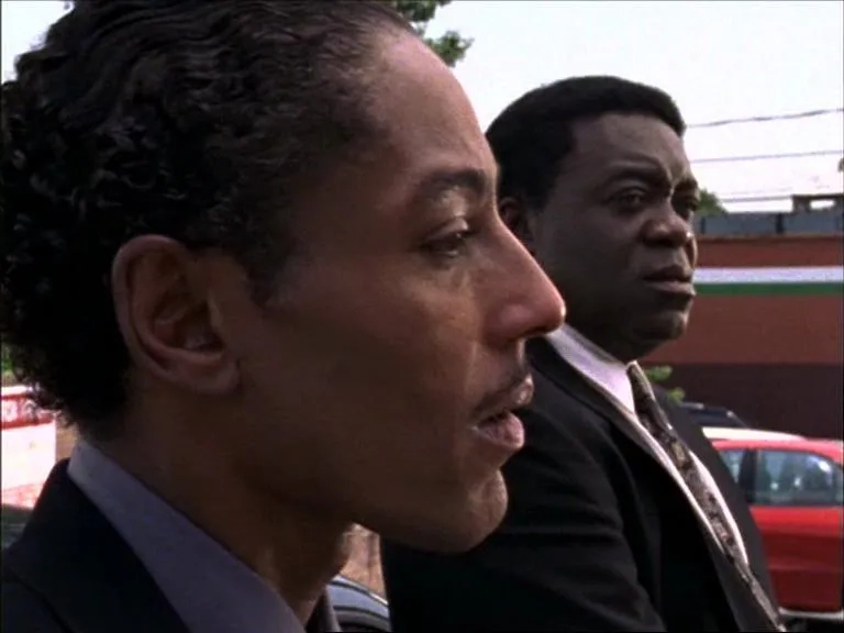 Yaphet Kotto and Giancarlo Esposito in Homicide: Life on the Street (1993)