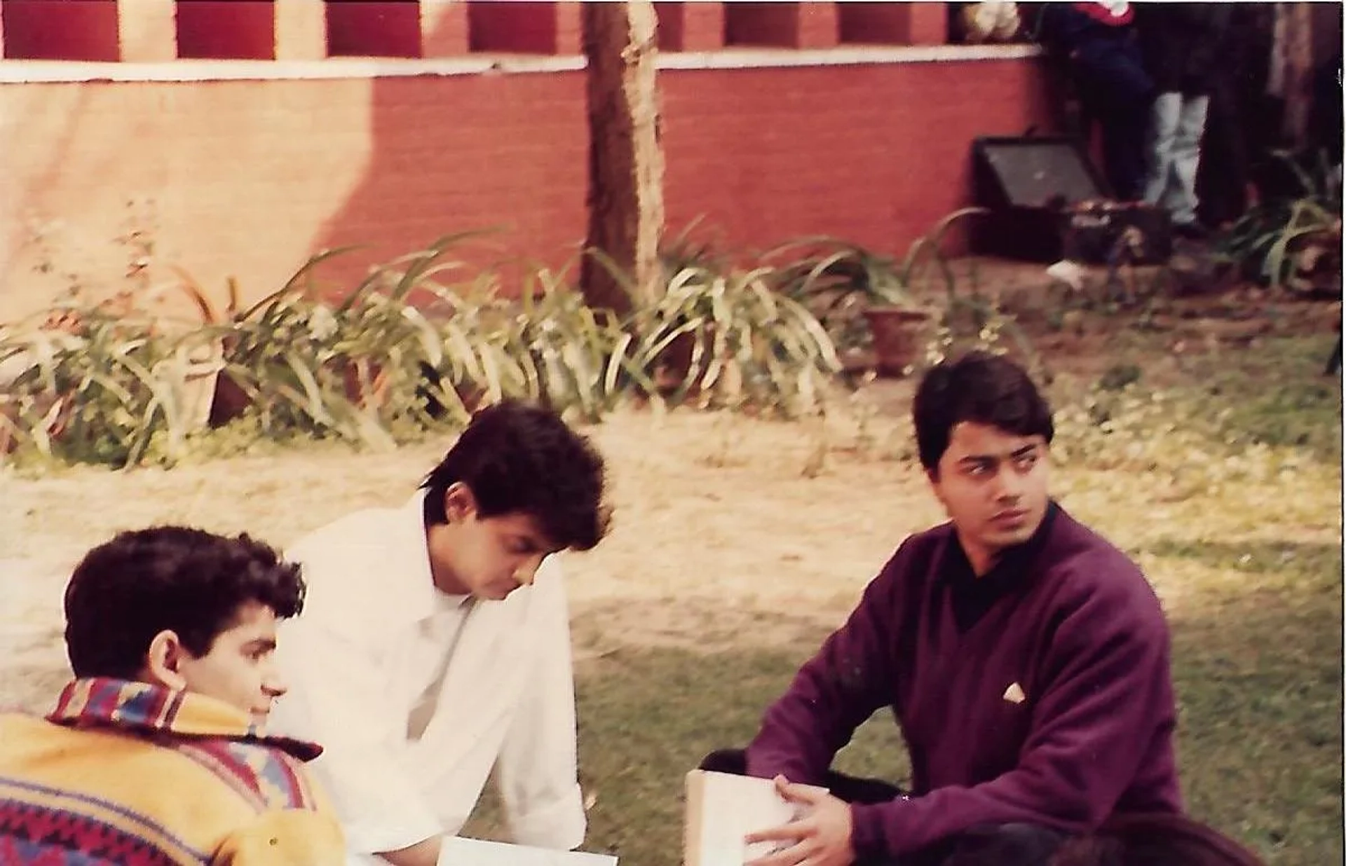 Aamir Khan and Ashwin Chadha in Sarfarosh (1999)