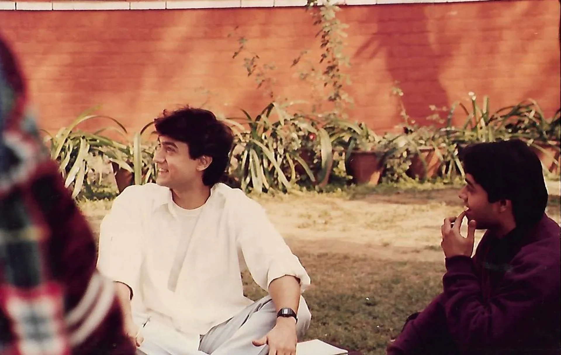 Aamir Khan and Ashwin Chadha in Sarfarosh (1999)