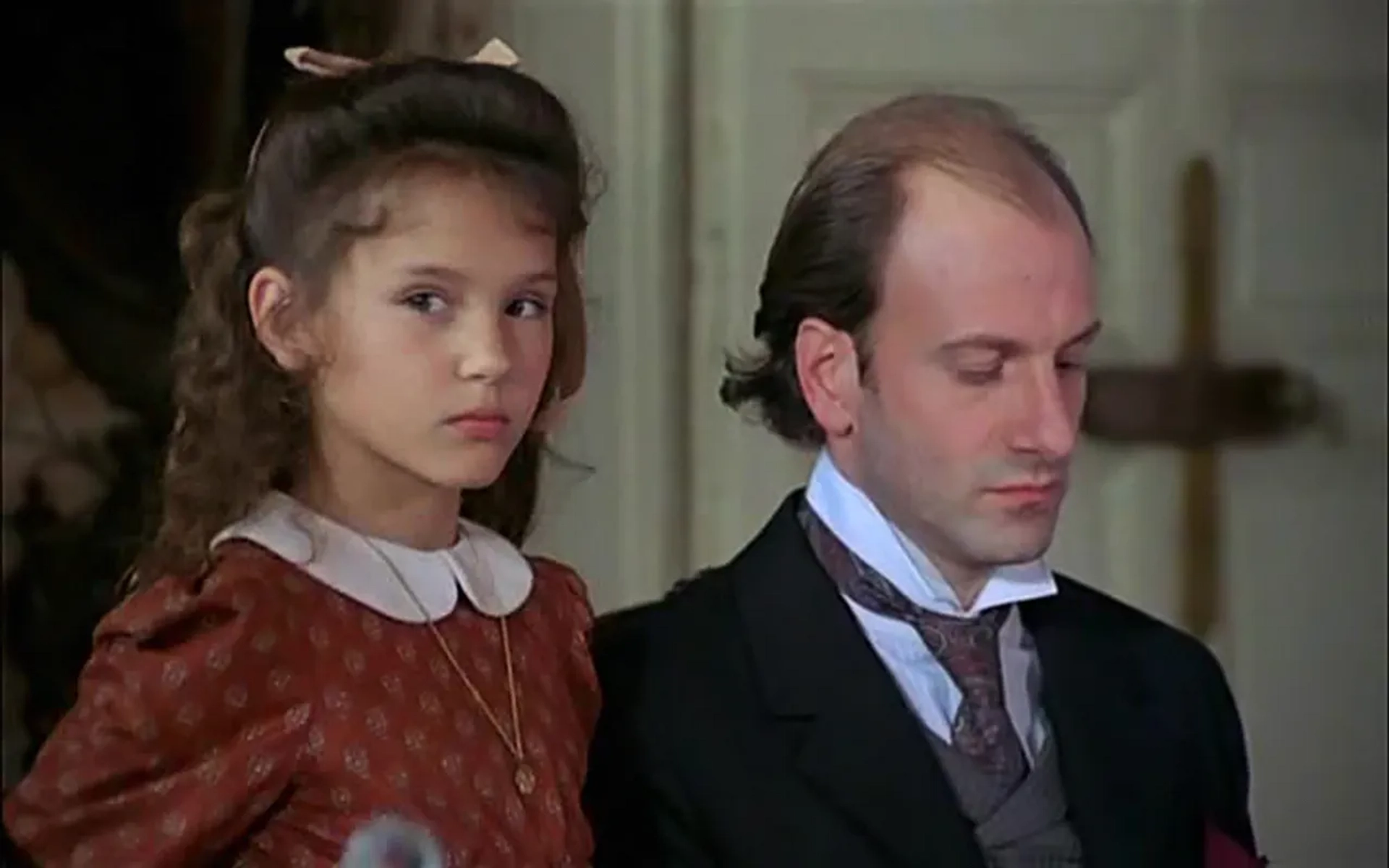 Virginie Ledoyen and Laurent Spielvogel in What Every Frenchwoman Wants (1986)