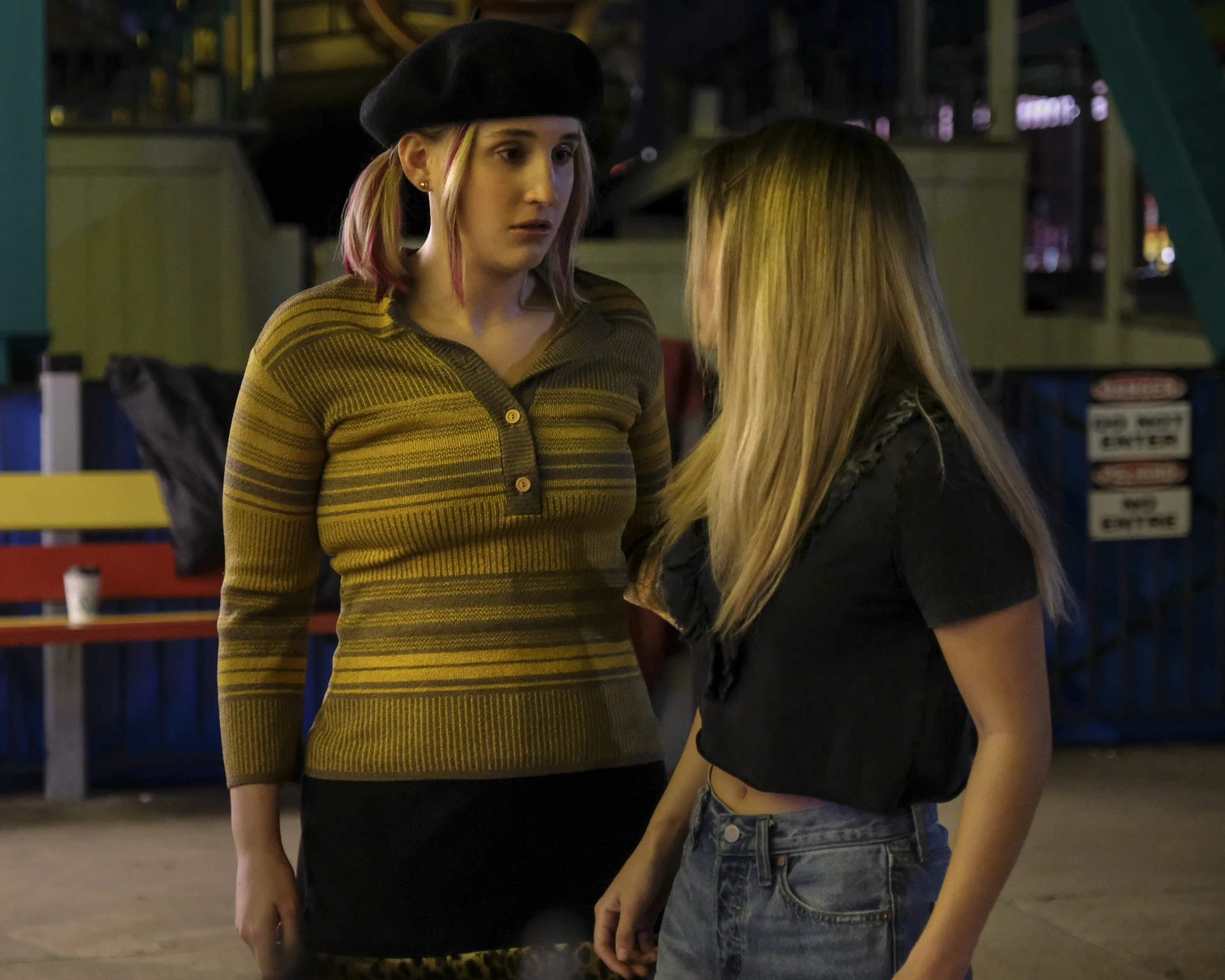 Harley Quinn Smith and Olivia Holt in Cruel Summer (2021)