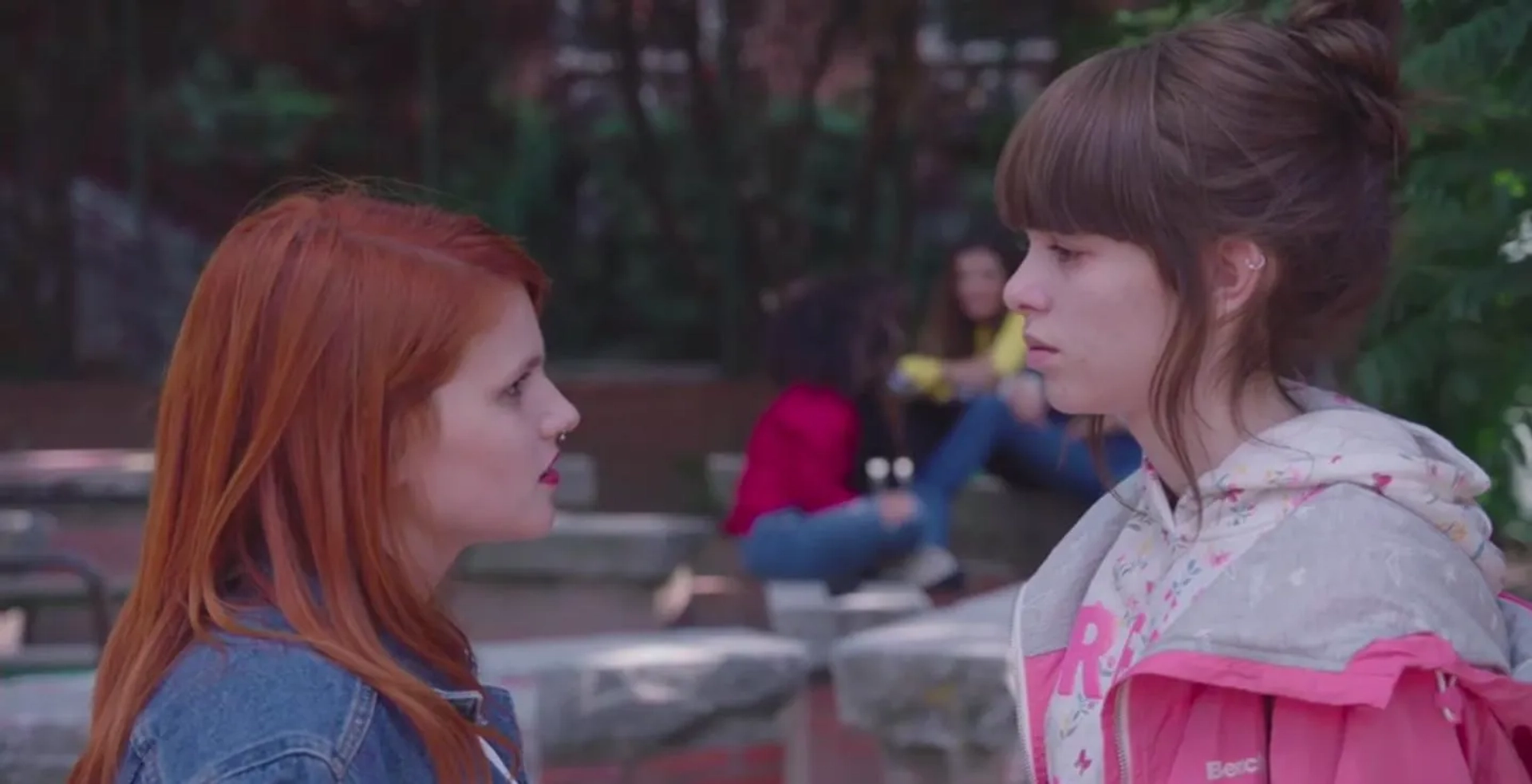 Marta Orlando and Alba Planas in Skam España (2018)