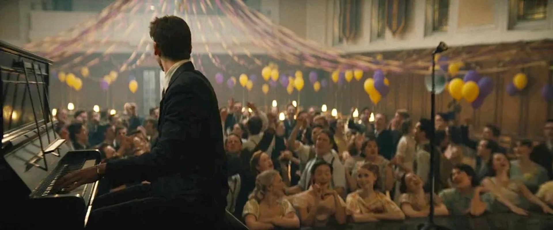 Jack Mulhern in The Boys in the Boat (2023)