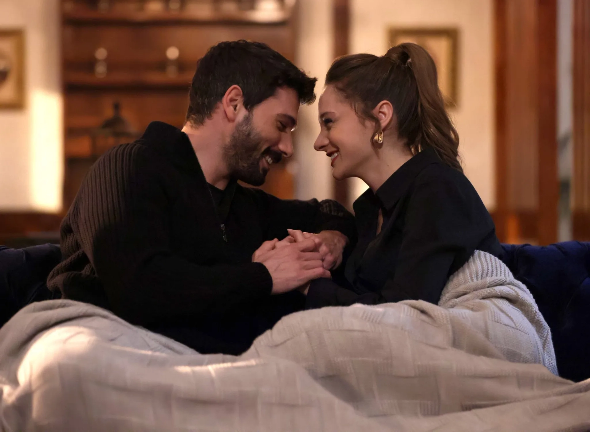 Miray Daner and Deniz Can Aktas in Boundless Love (2023)