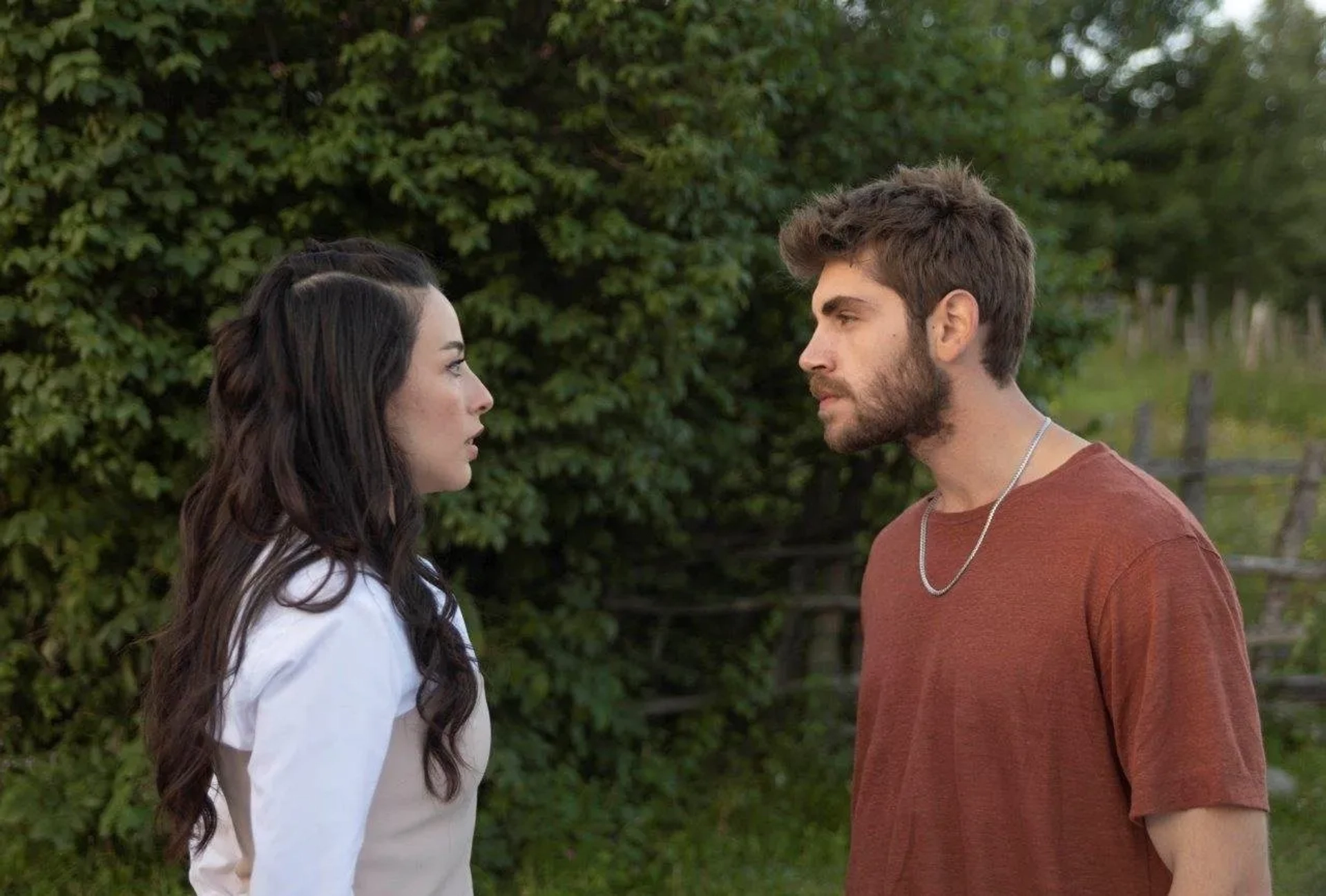 Ilayda Ildir and Emre Bey in Vermem Seni Ellere (2023)