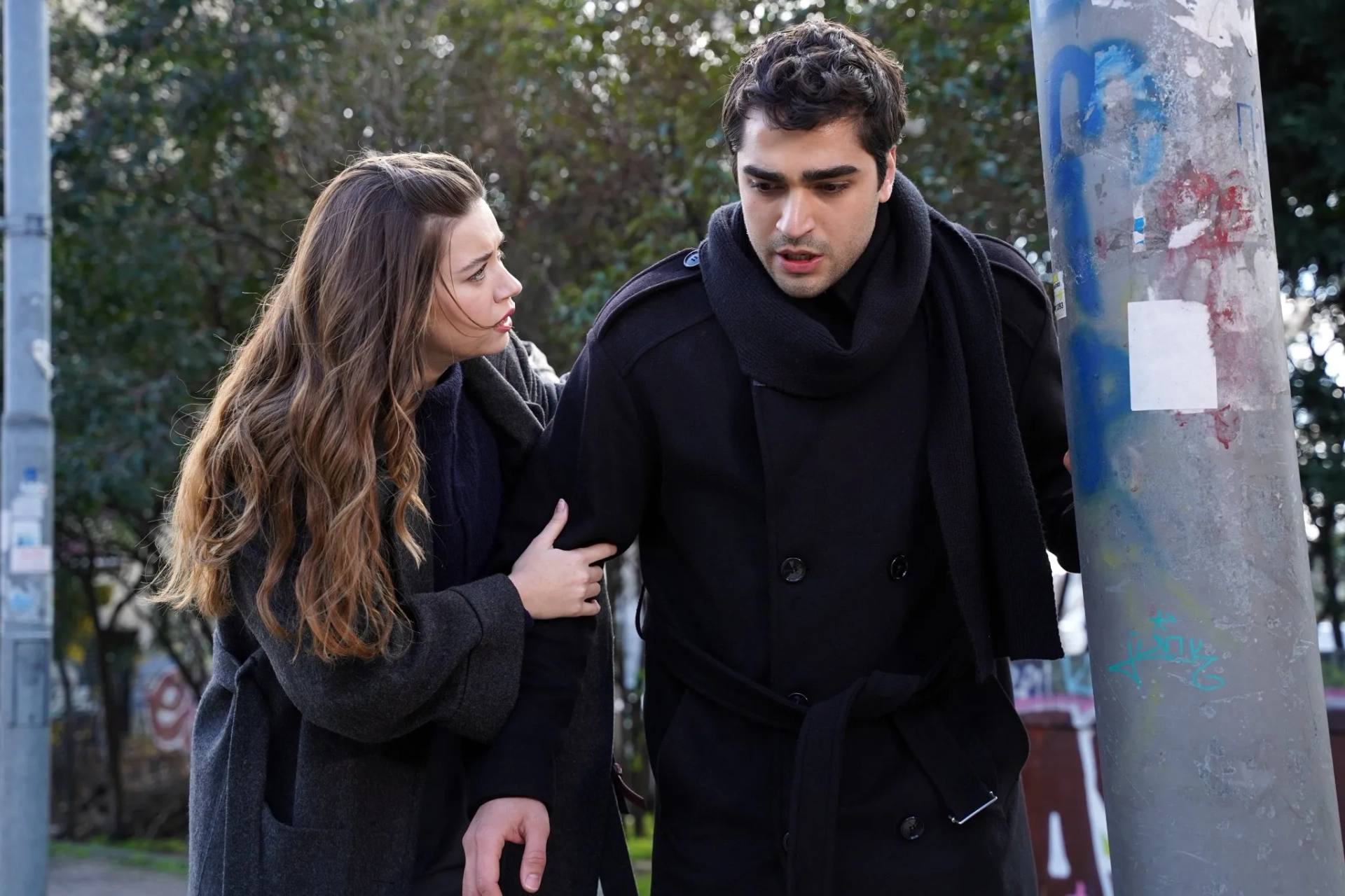 Afra Saraçoglu and Mert Ramazan Demir in Golden Boy (2022)