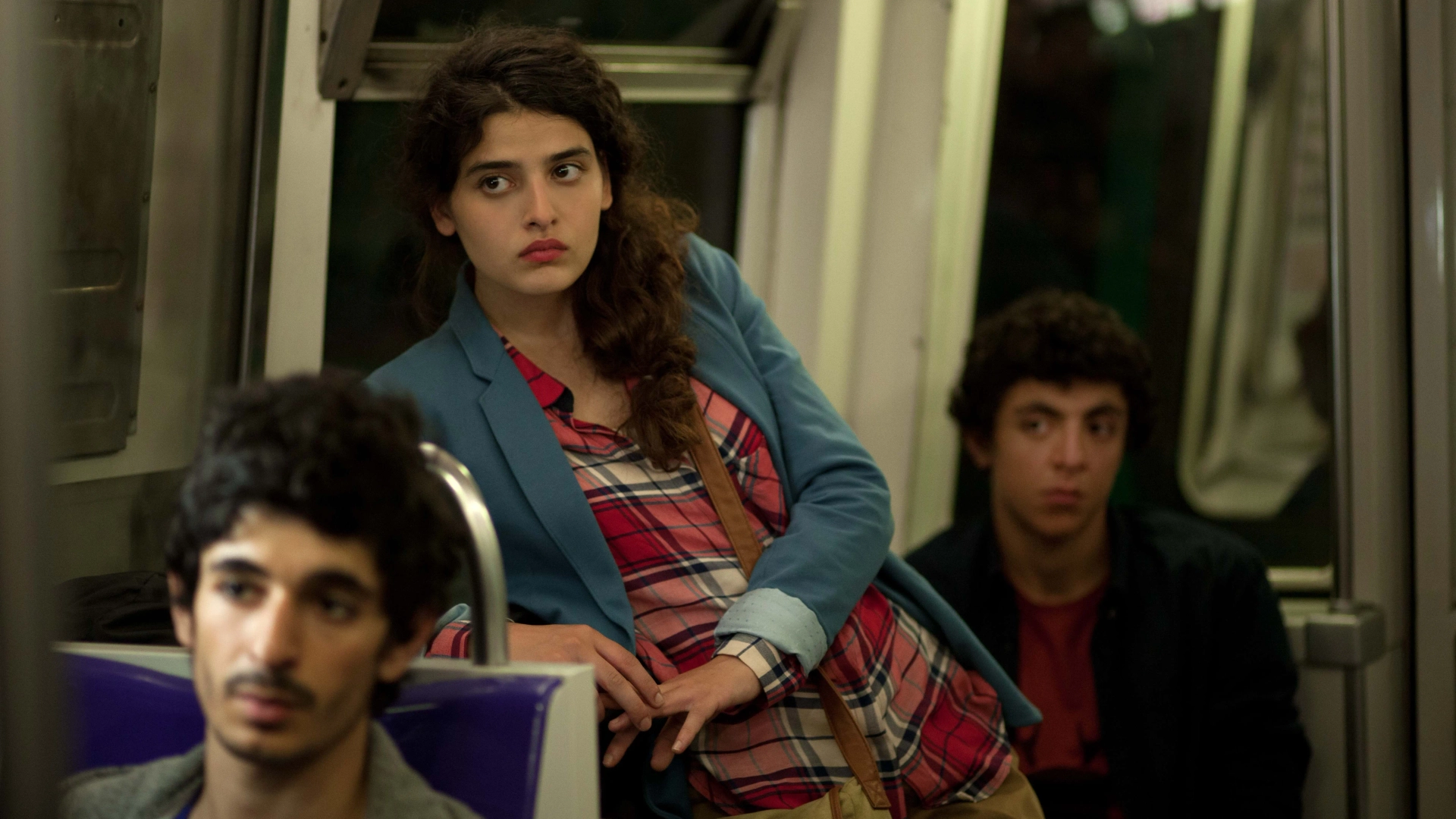 Hamza Meziani, Manal Issa, and Ilias Le Doré in Nocturama (2016)