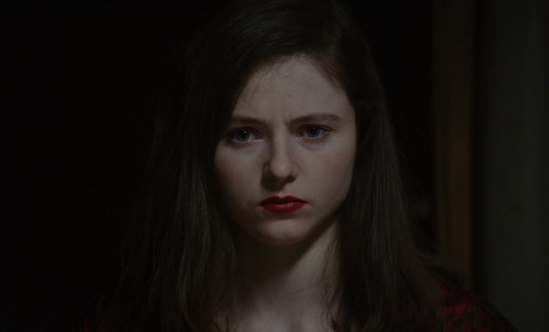 Thomasin McKenzie in Eileen (2023)