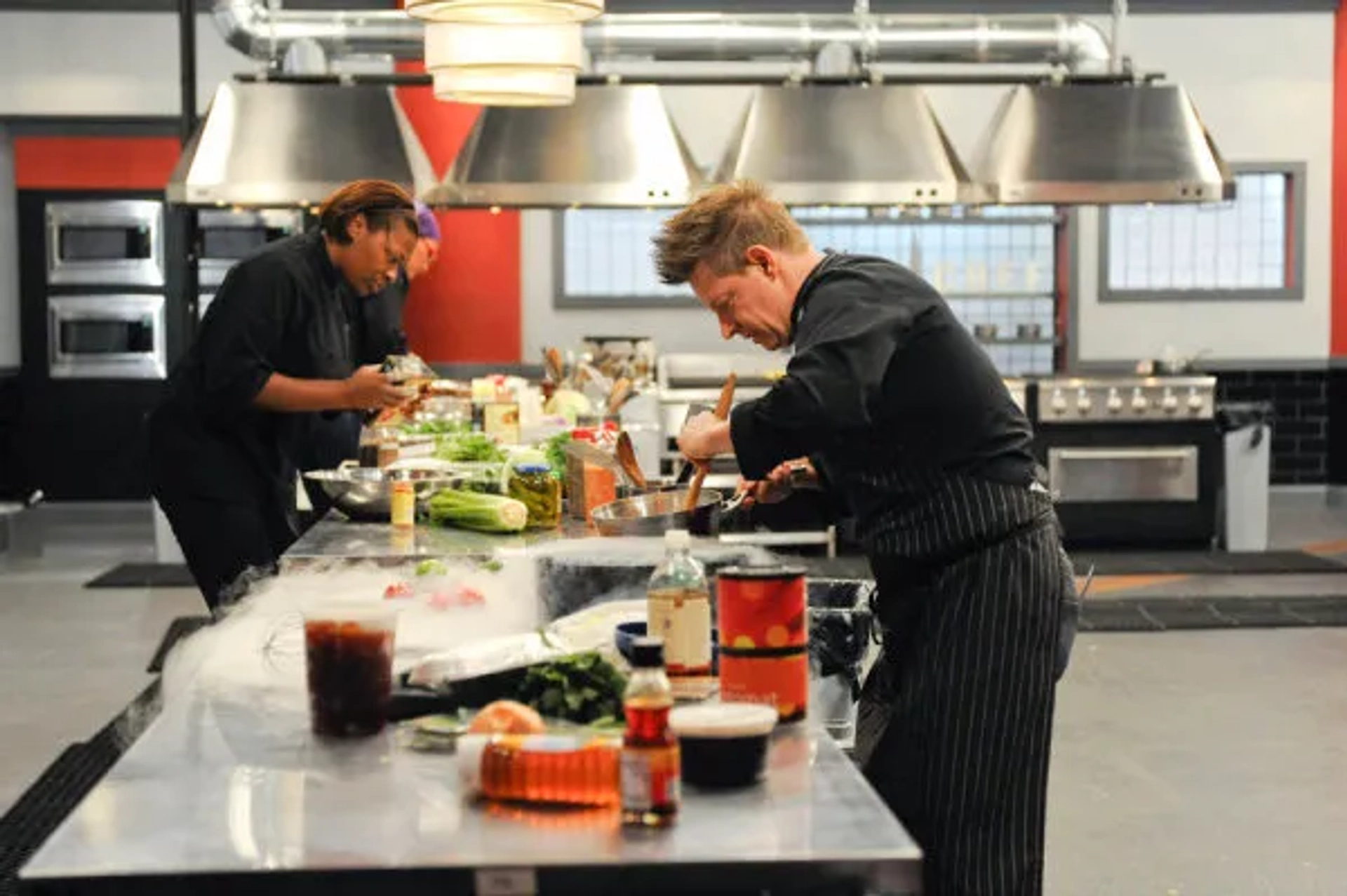 Richard Blais and Tiffany Derry in Top Chef (2006)