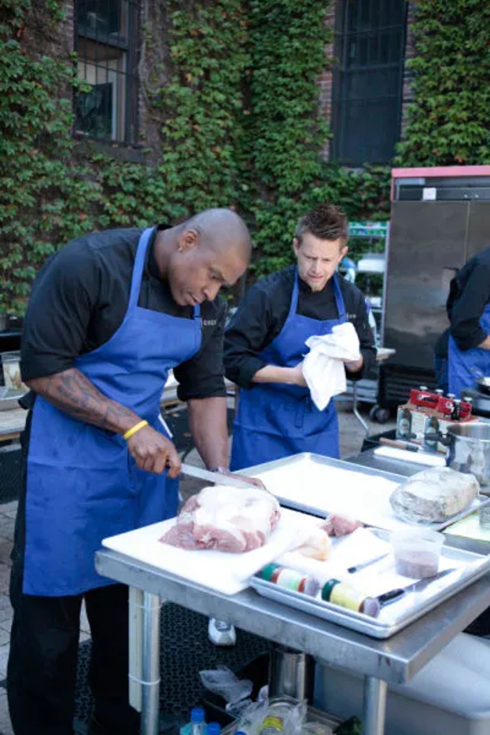 Tre Wilcox and Richard Blais in Top Chef (2006)