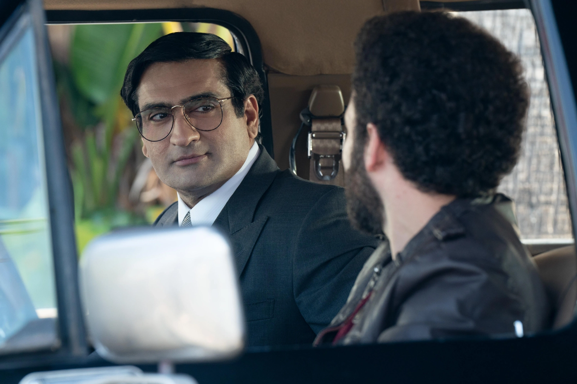 Robin de Jesus and Kumail Nanjiani in Welcome to Chippendales (2022)