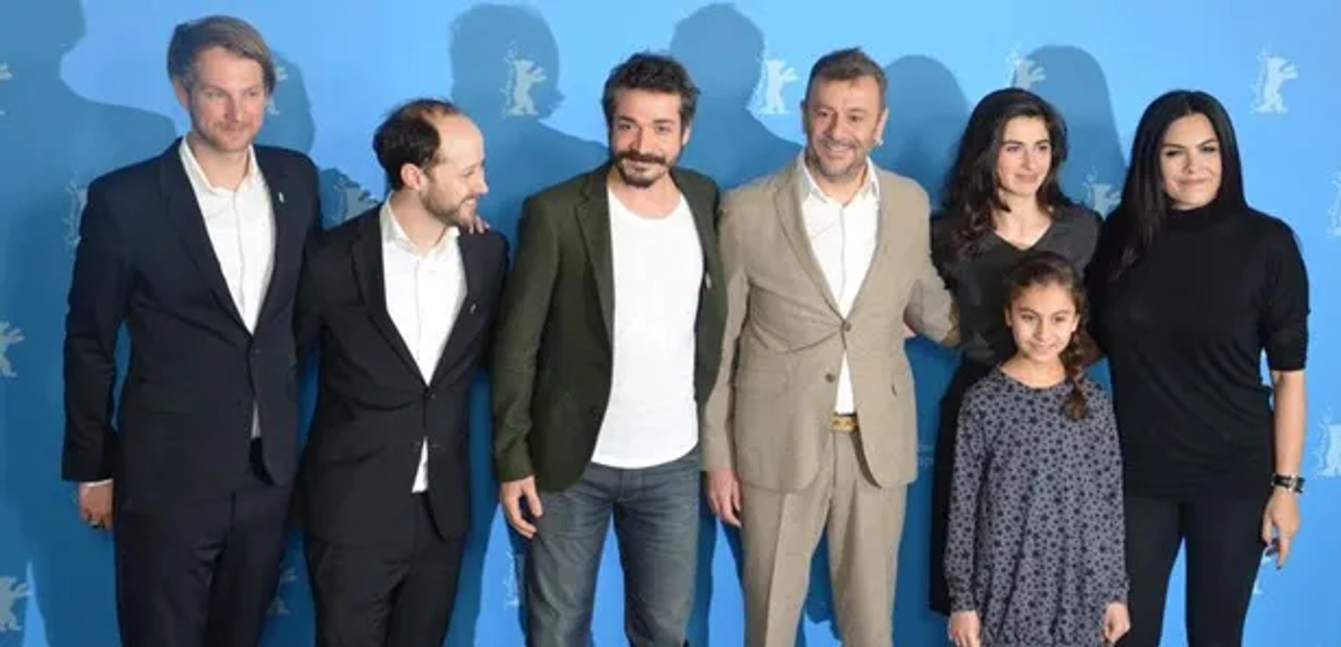 Kutlug Ataman, Nursel Köse, Fabian Gasmia, Nesrin Cavadzade, Henning Kamm, Cahit Gök, and Sila Lara Cantürk in The Lamb (2014)