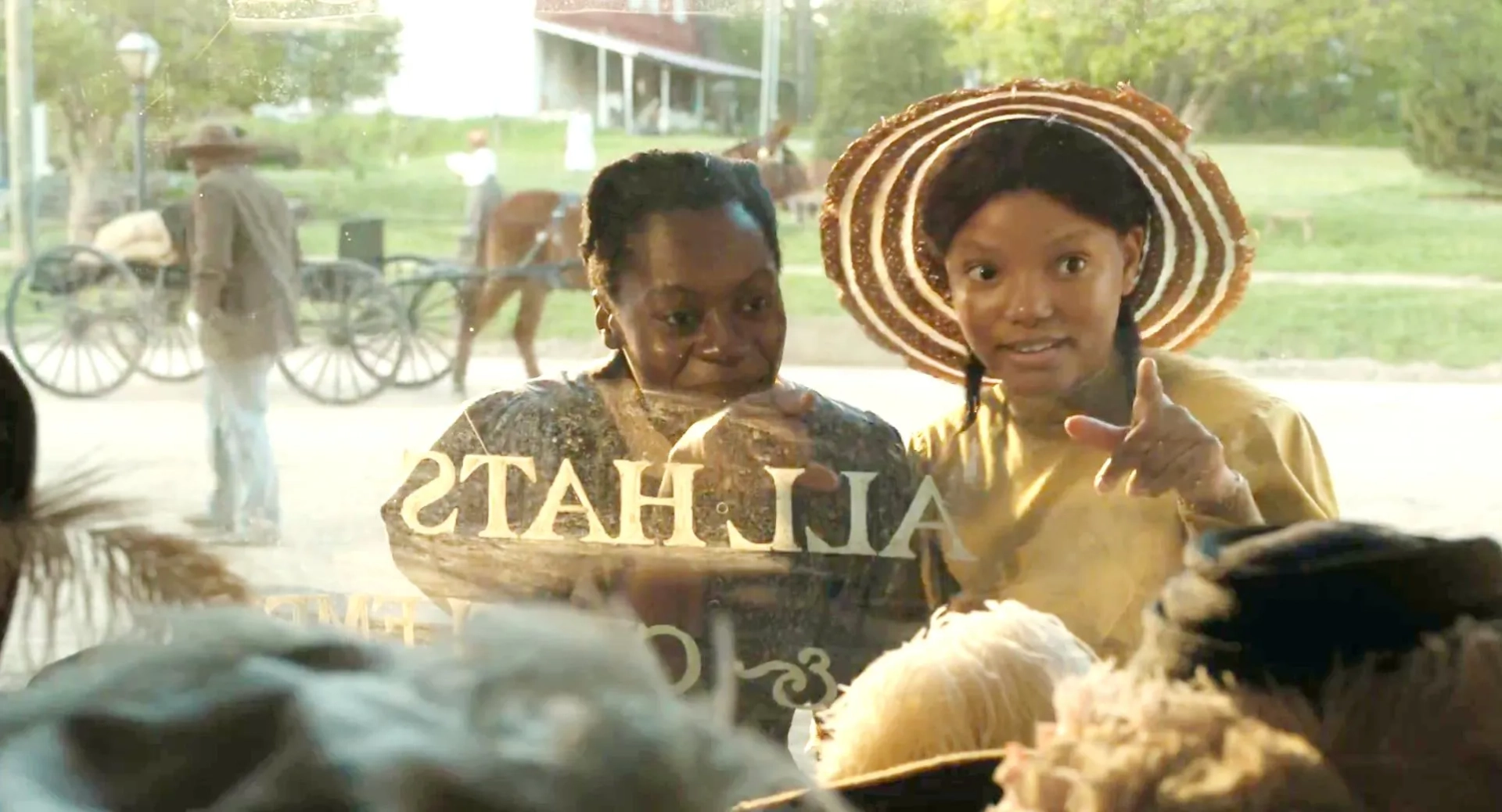 Halle Bailey and Phylicia Pearl Mpasi in The Color Purple (2023)