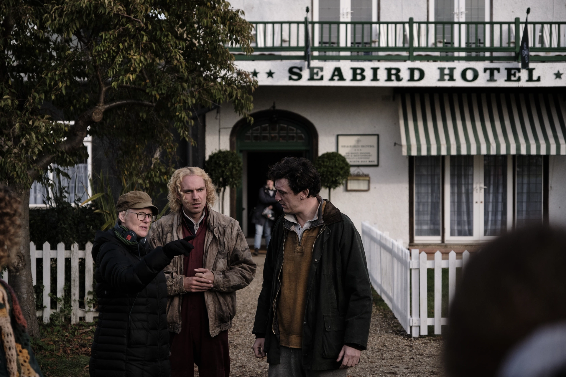 Philippa Lowthorpe, John Dagleish, and Joe Blakemore in The Third Day (2020)