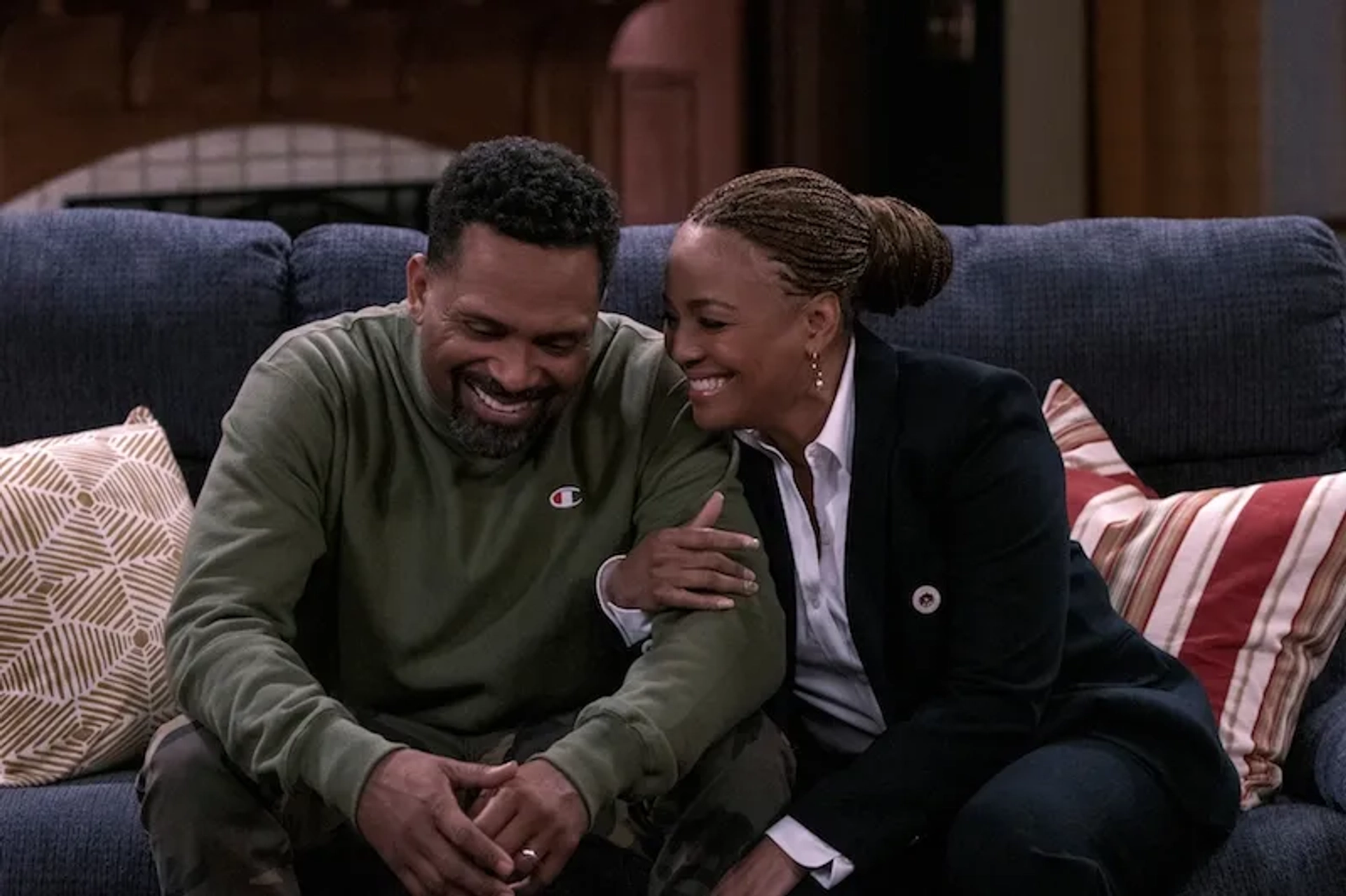 Kim Fields and Mike Epps in The Upshaws (2021)