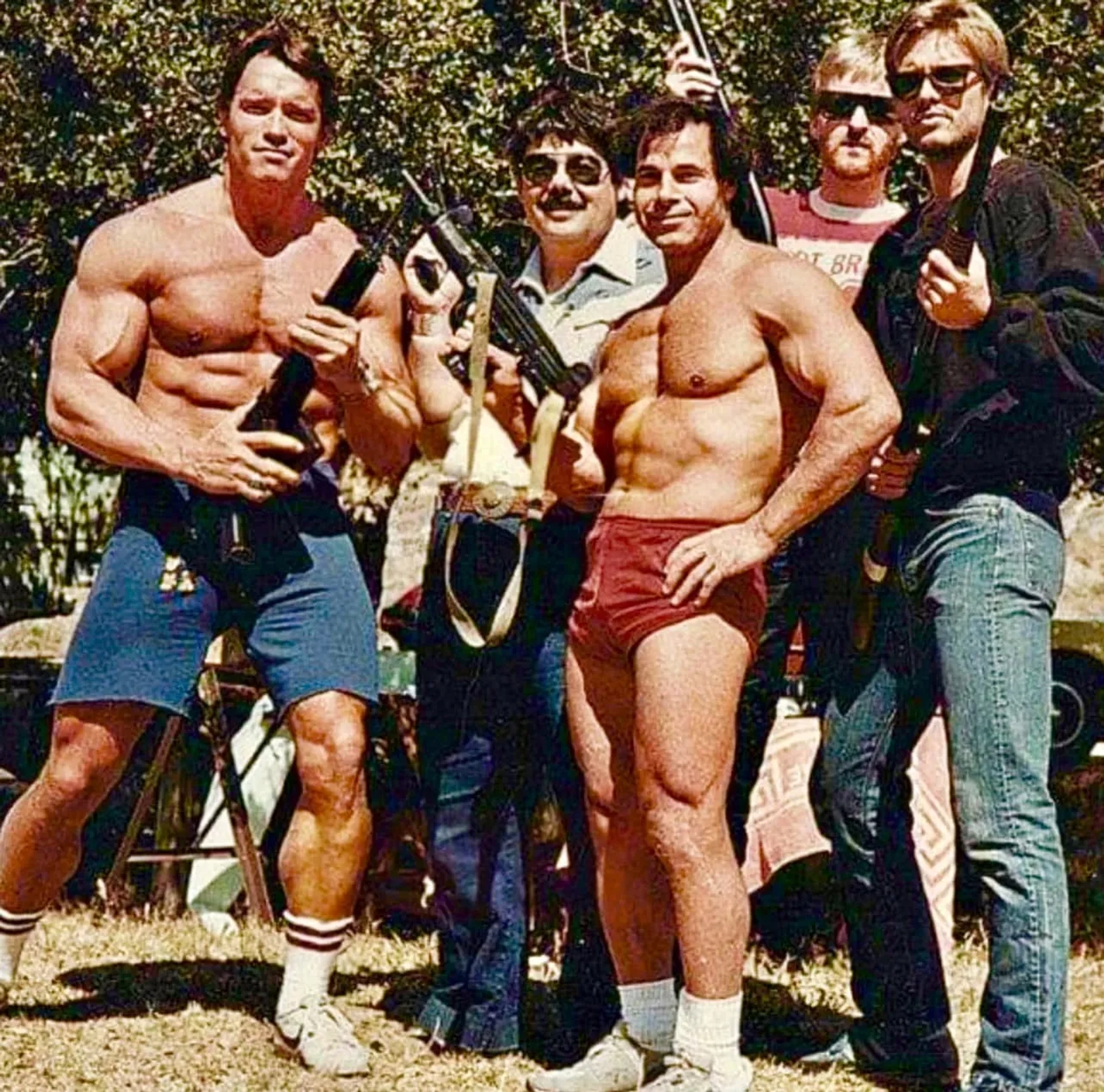 James Cameron, Arnold Schwarzenegger, Michael Biehn, and Franco Columbu in The Terminator (1984)