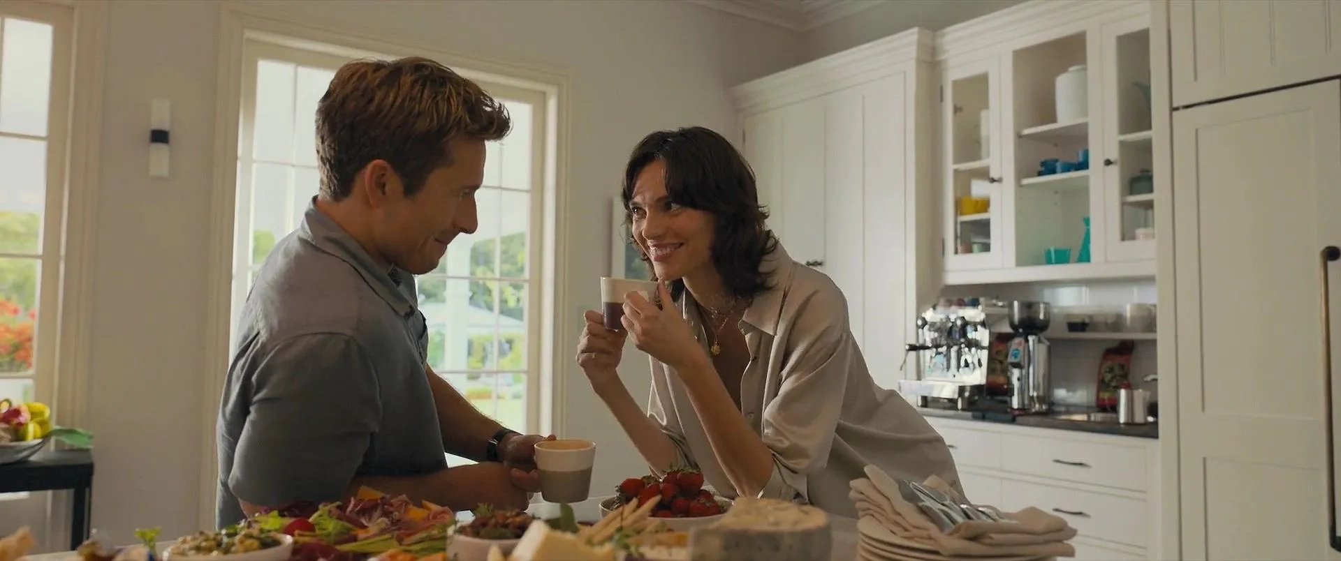 Glen Powell and Charlee Fraser in Anyone But You (2023)