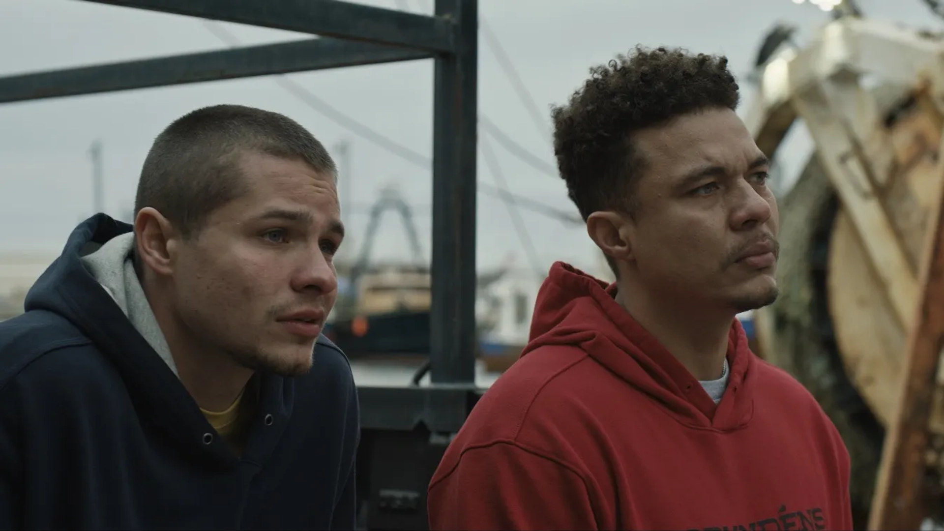 Ismael Cruz Cordova and Toby Wallace in Finestkind (2023)