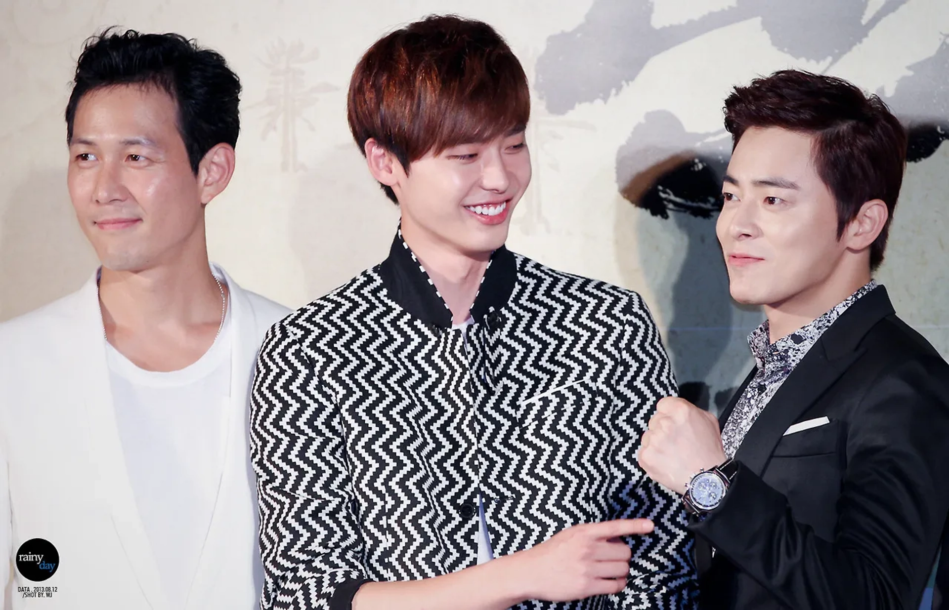 Lee Jung-jae, Lee Jong-suk, and Jo Jung-Suk at an event for The Face Reader (2013)