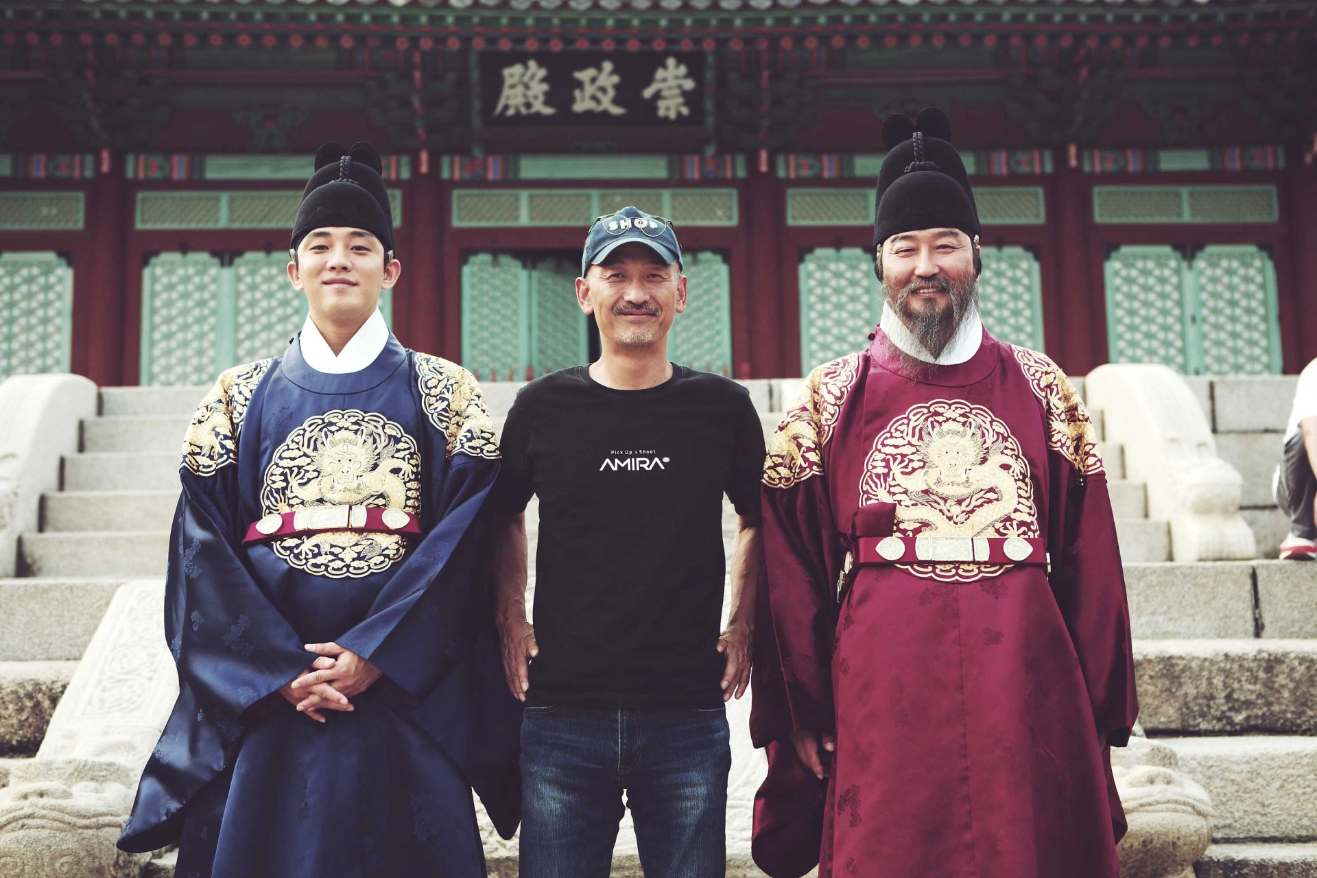 Song Kang-ho, Joon-ik Lee, and Yoo Ah-in in The Throne (2015)