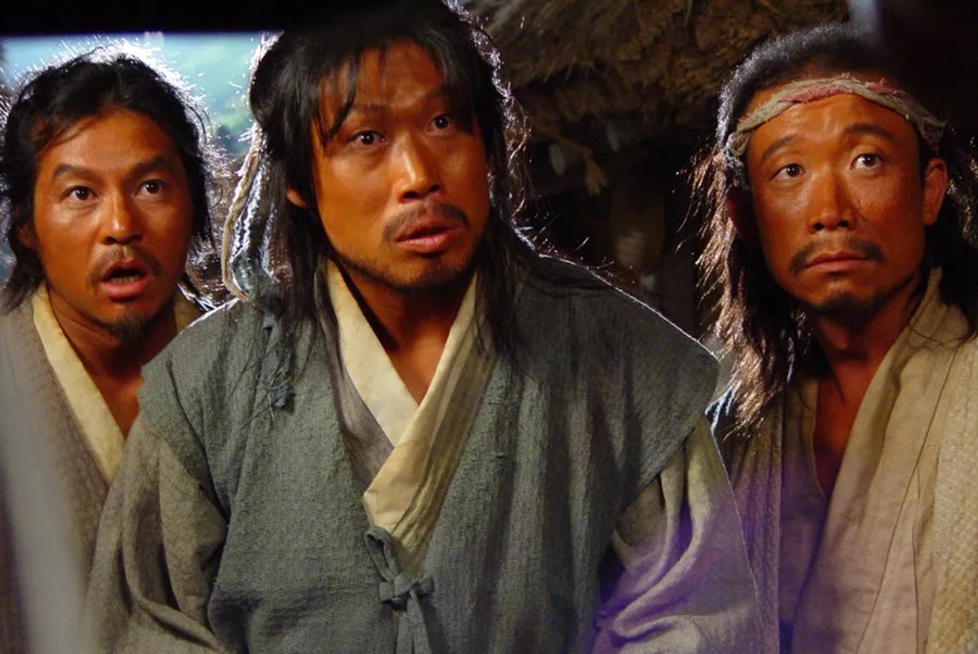 Jung Suk-yong, Yoo Hae-jin, and Lee Seung-hoon in The King and the Clown (2005)