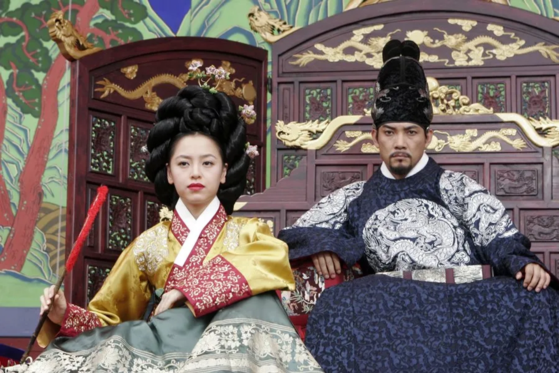 Jin-young Jung and Seong-Yeon Kang in The King and the Clown (2005)