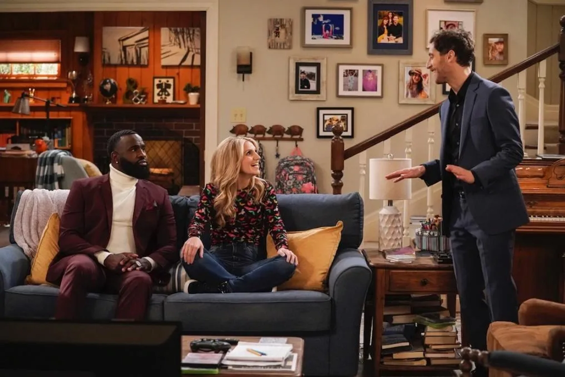 Annaleigh Ashford, Thomas Middleditch, and Terrence Terrell in B Positive (2020)