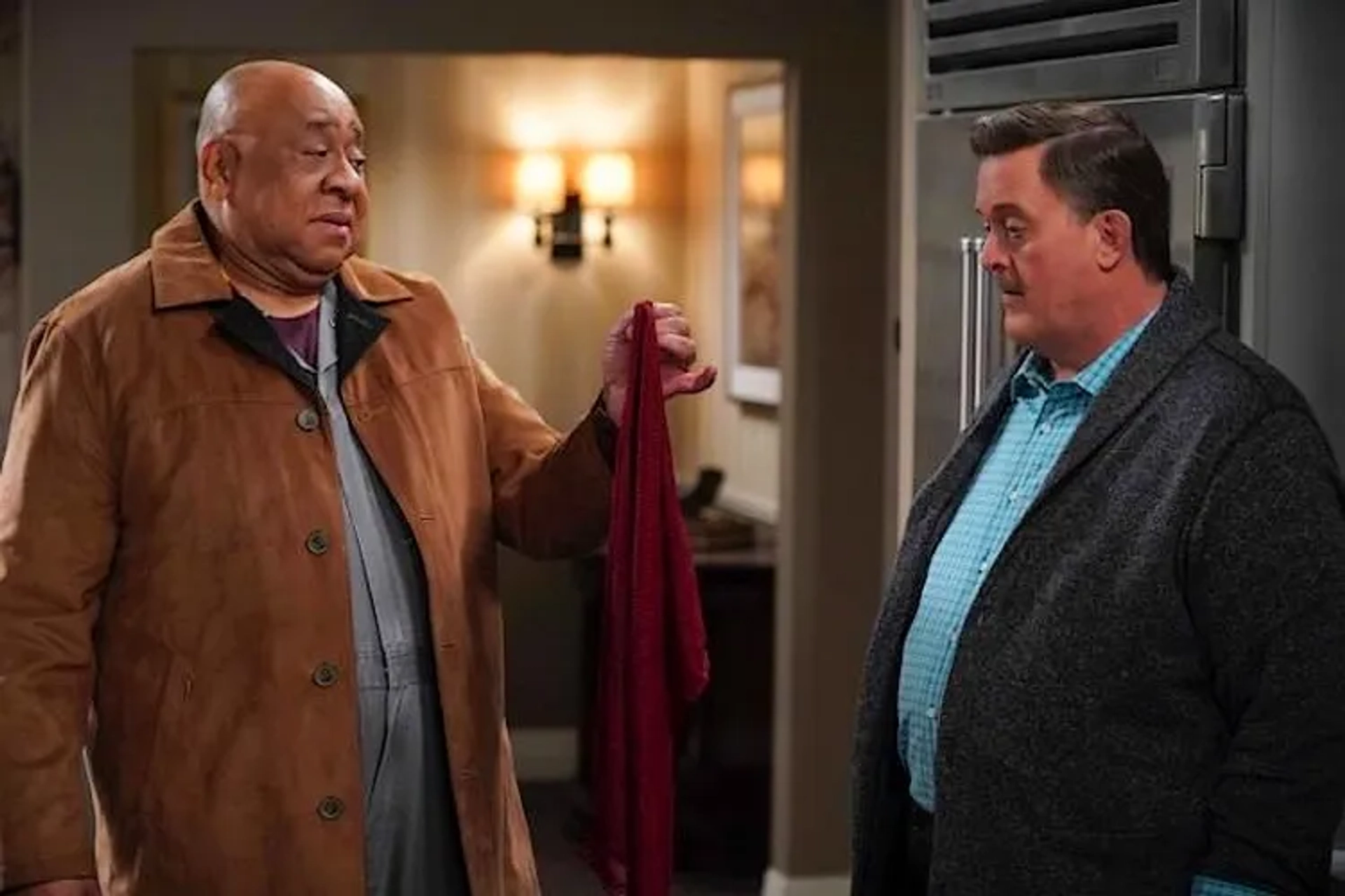 Barry Shabaka Henley and Billy Gardell in Bob Hearts Abishola (2019)