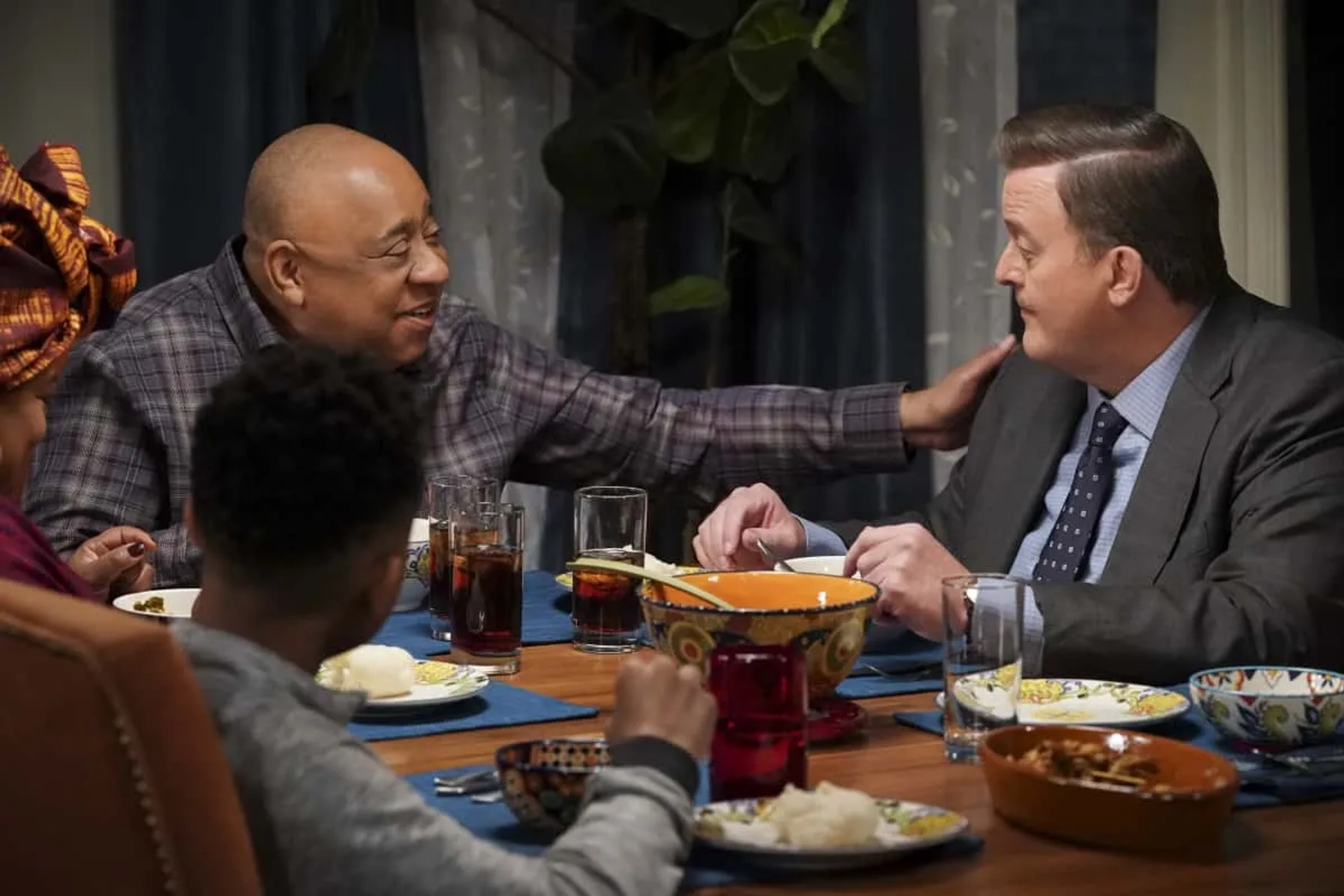 Barry Shabaka Henley and Billy Gardell in Bob Hearts Abishola (2019)