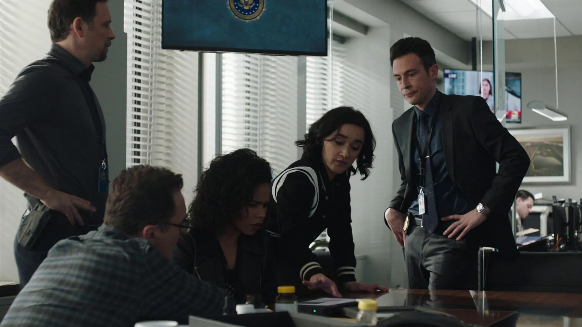 Jeremy Sisto, Julian McMahon, Keisha Castle-Hughes, John Boyd, and Roxy Sternberg in FBI: Most Wanted: Reveille (2020)