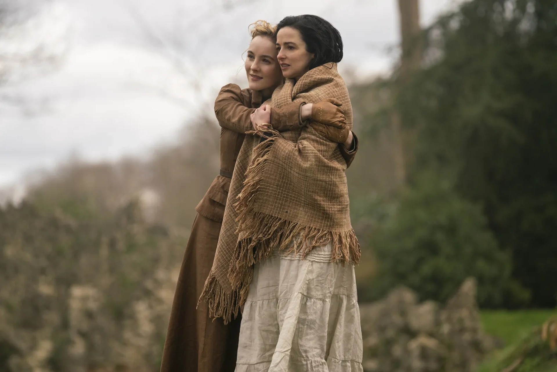 Laura Donnelly and Ann Skelly in The Nevers: Undertaking (2021)