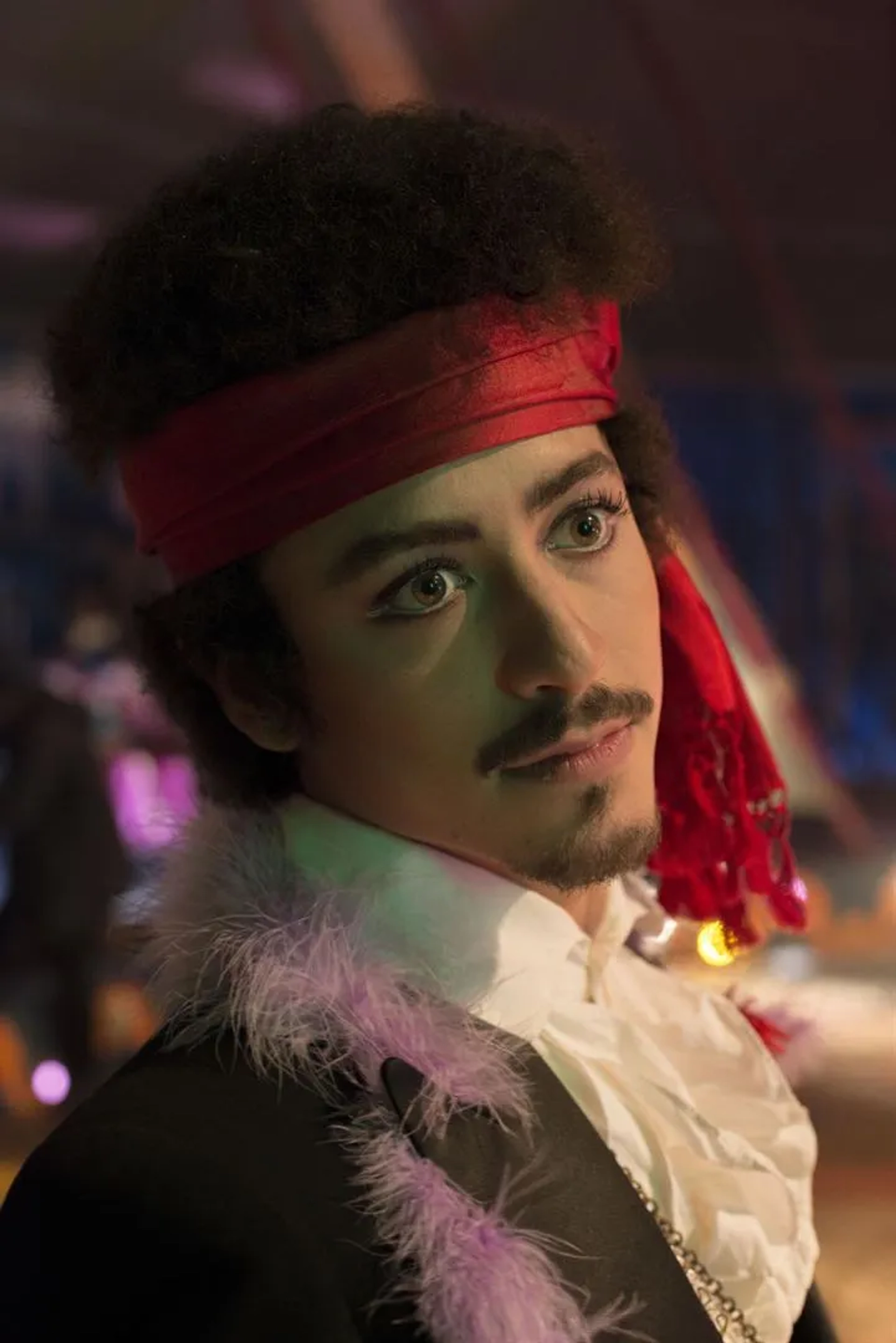 Jesuíta Barbosa in The Great Mystical Circus (2018)