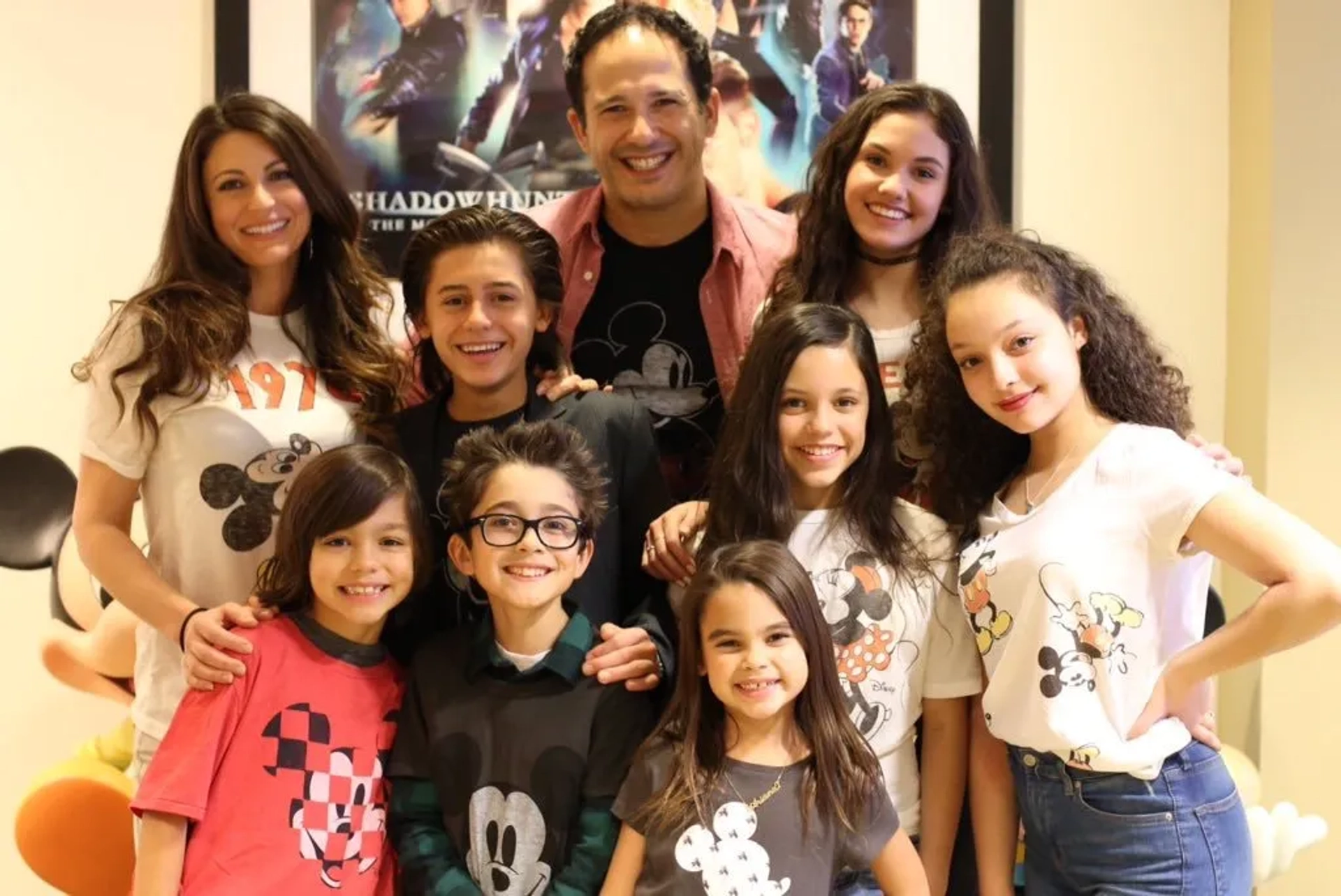 Joe Nieves, Cerina Vincent, Kayla Maisonet, Jenna Ortega, Isaak Presley, Ronni Hawk, Nicolas Bechtel, Malachi Barton, and Ariana Greenblatt in Stuck in the Middle (2016)