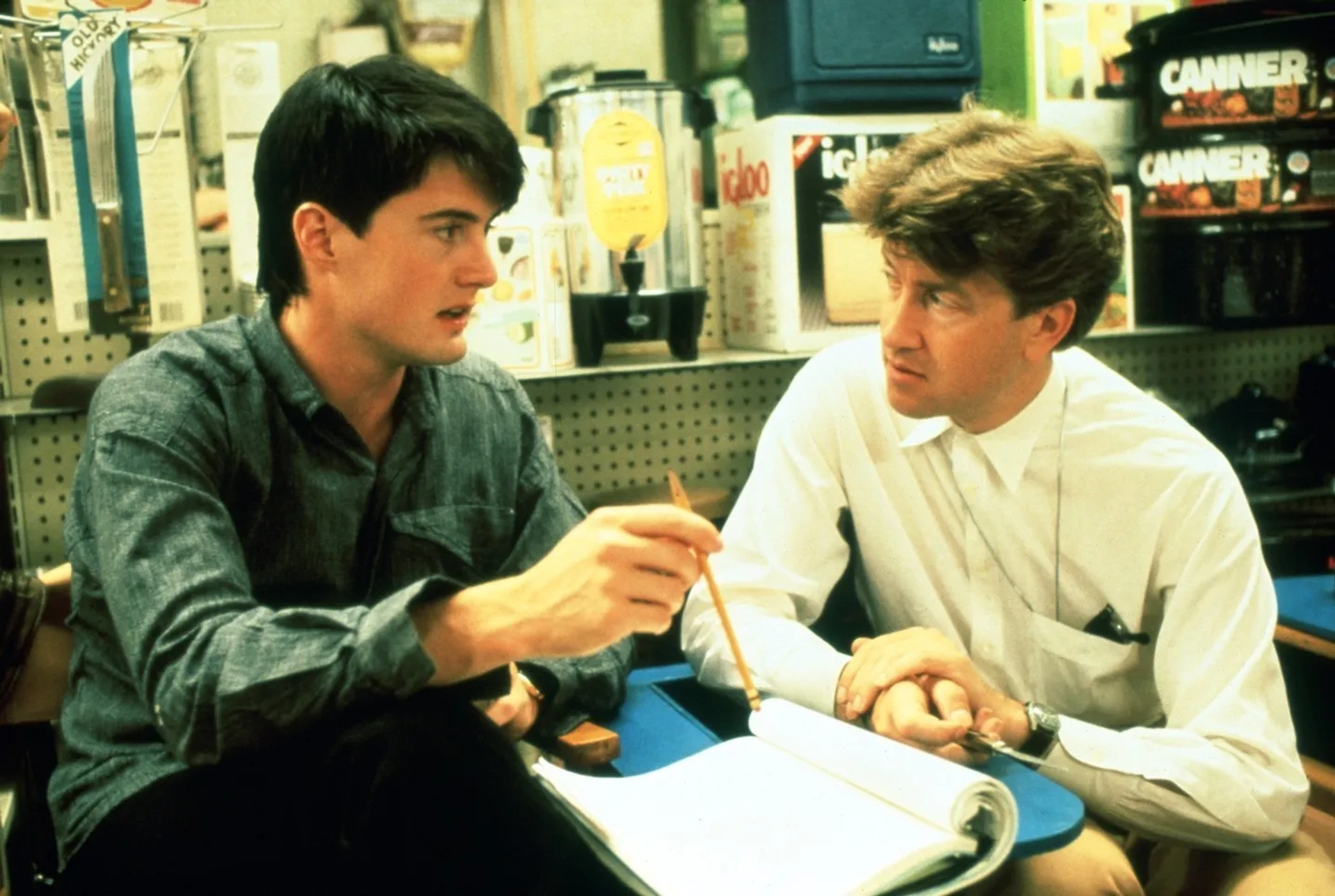 David Lynch and Kyle MacLachlan in Blue Velvet (1986)