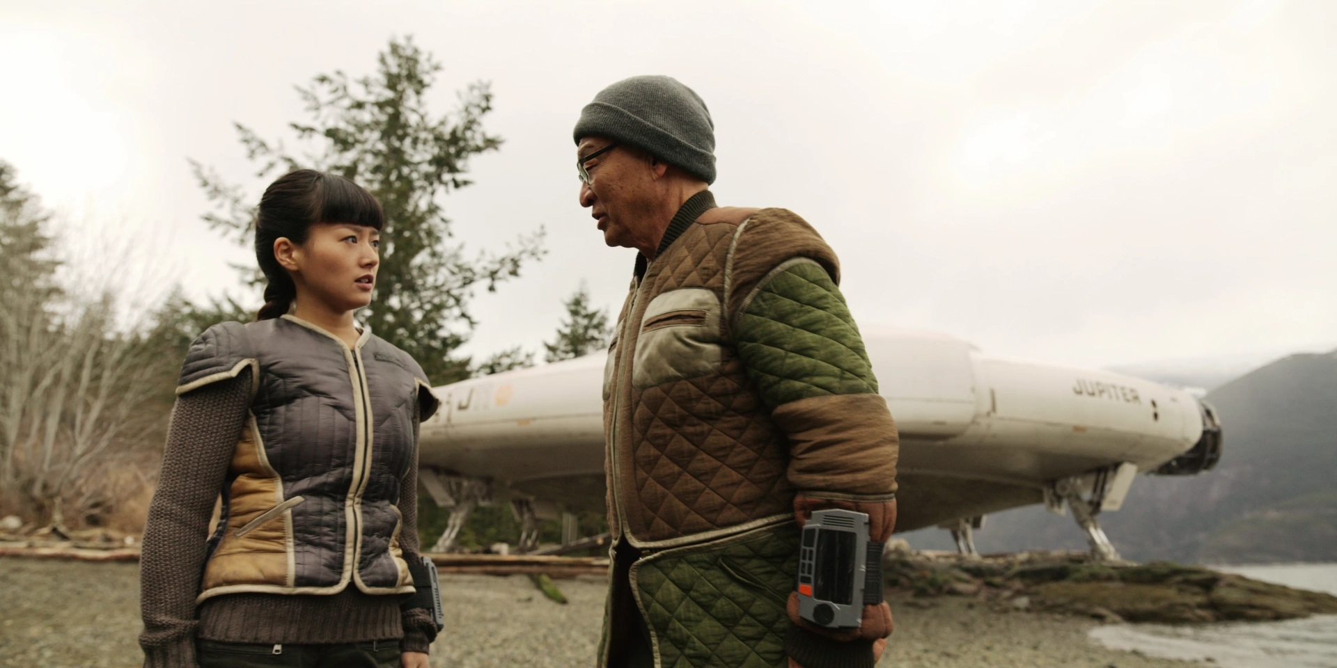 Cary-Hiroyuki Tagawa and Kiki Sukezane in Lost in Space (2018)