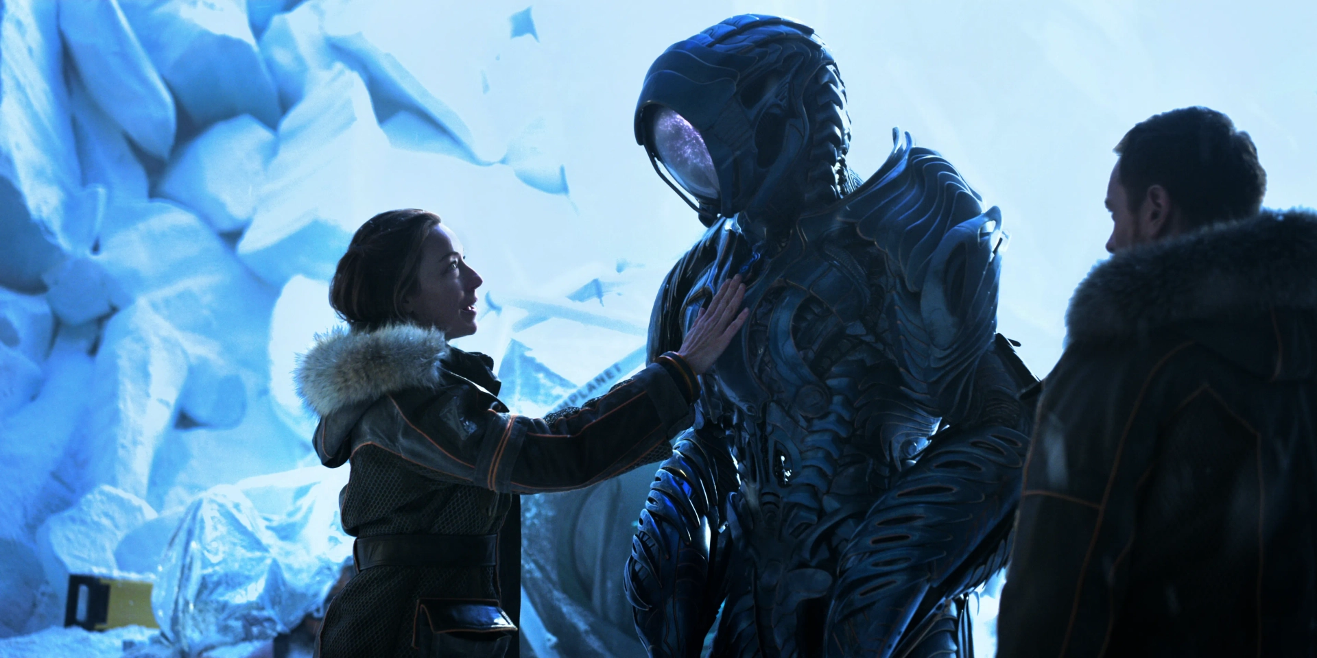 Molly Parker, Brian Steele, and Toby Stephens in Lost in Space (2018)